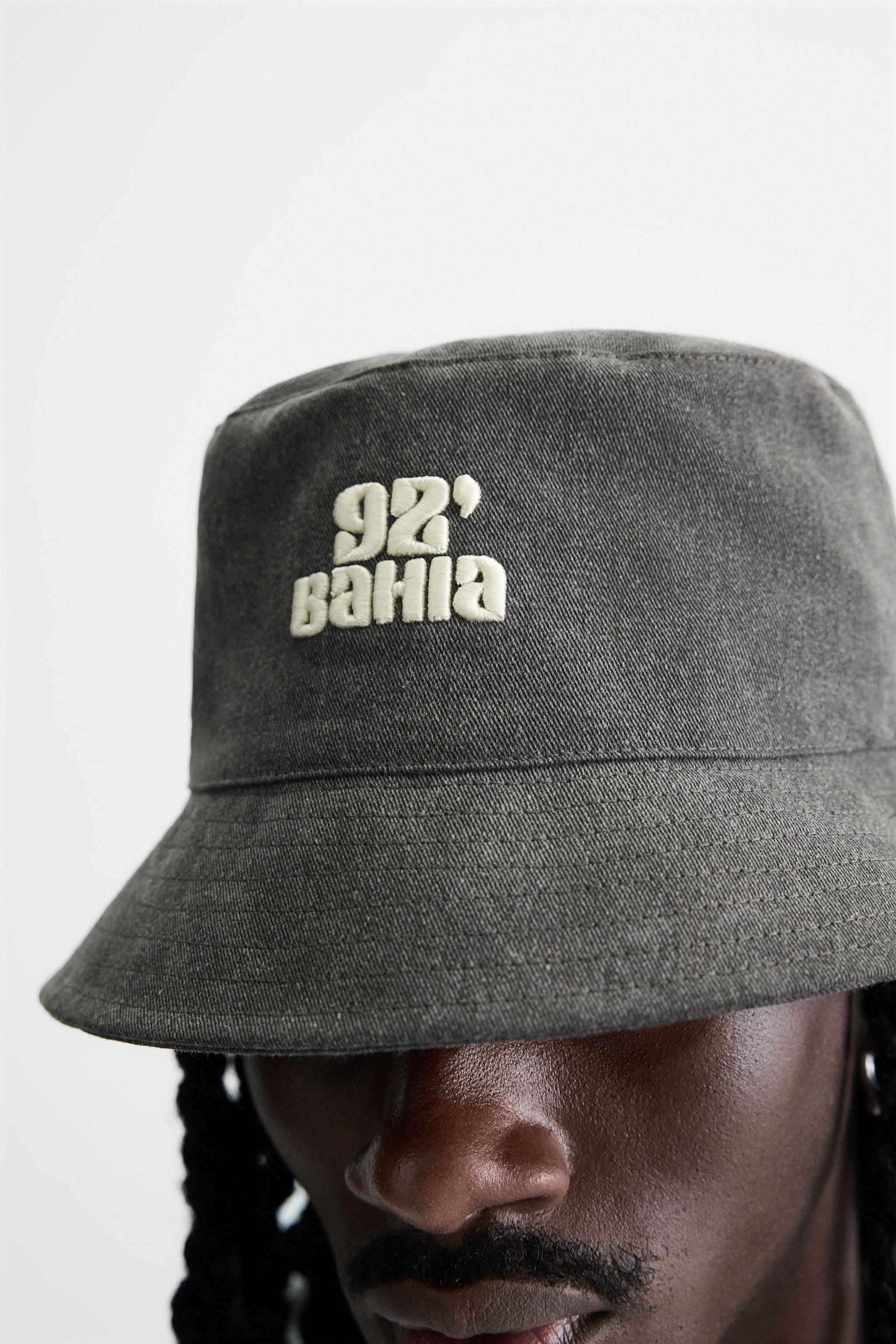 CONTRAST EMBROIDERY BUCKET HAT