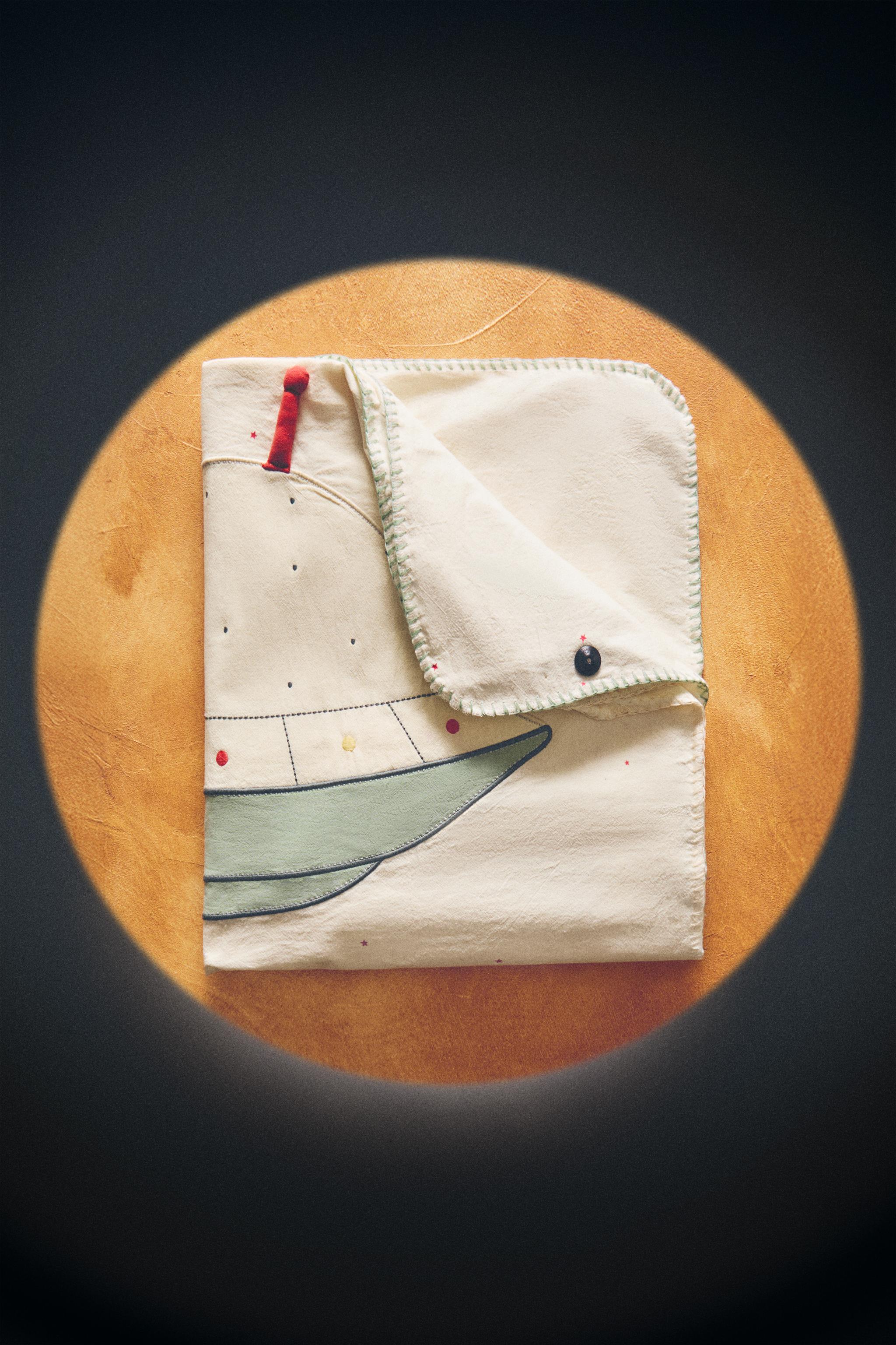 CHILDREN'S COTTON BLANKET WITH SPACE APPLIQUÉ