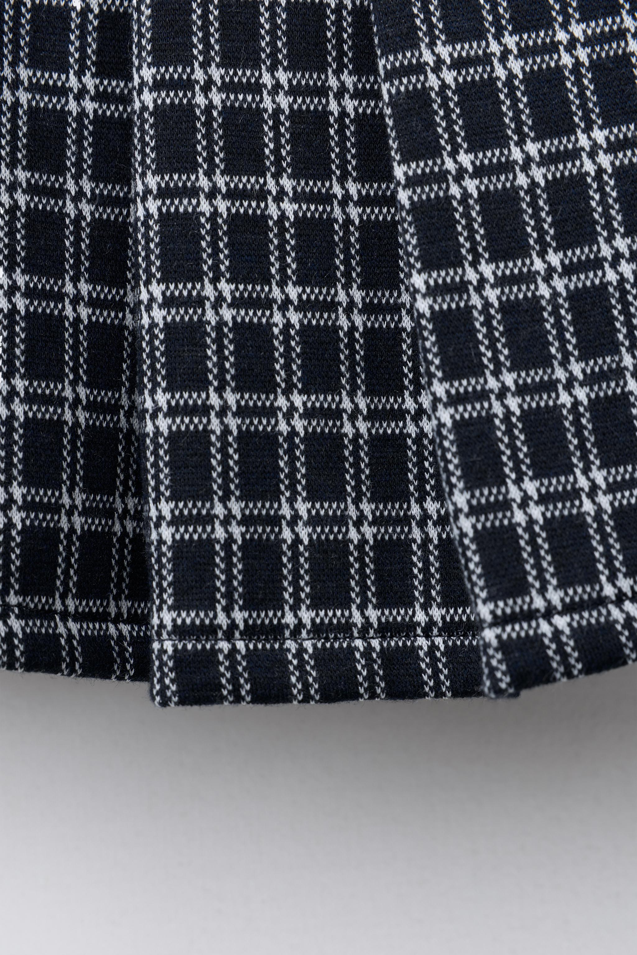 PLAID BOX PLEAT SKORT