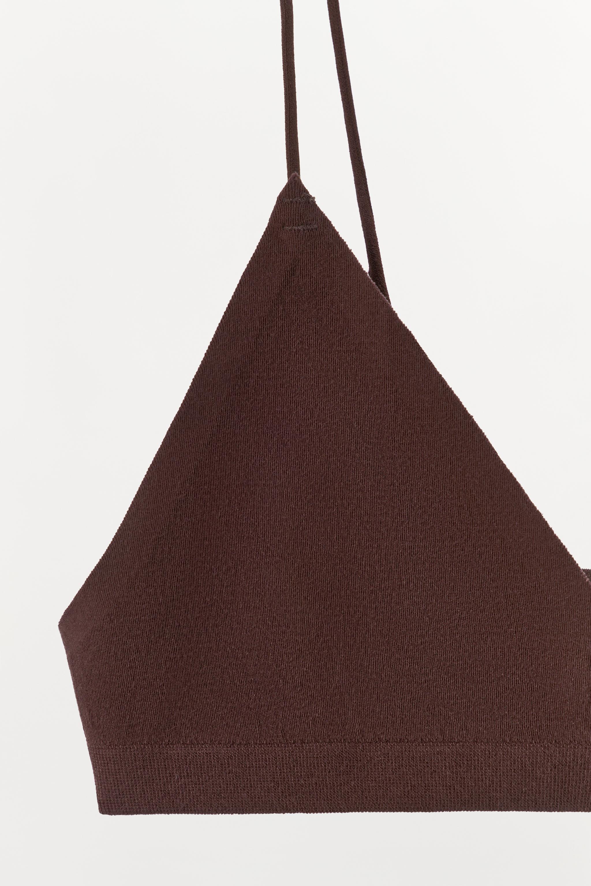 SEAMLESS STRAPPY BRA