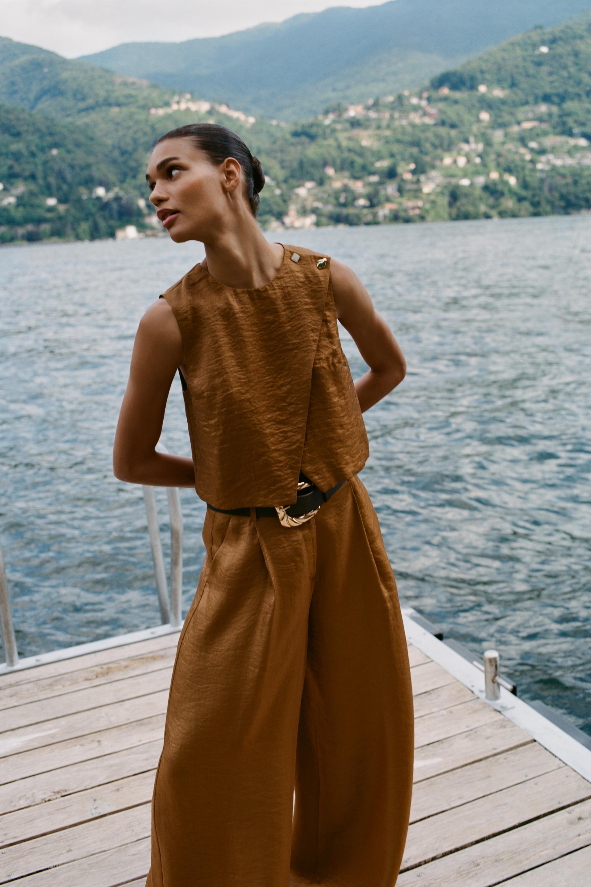 SATIN EFFECT WRAP TOP