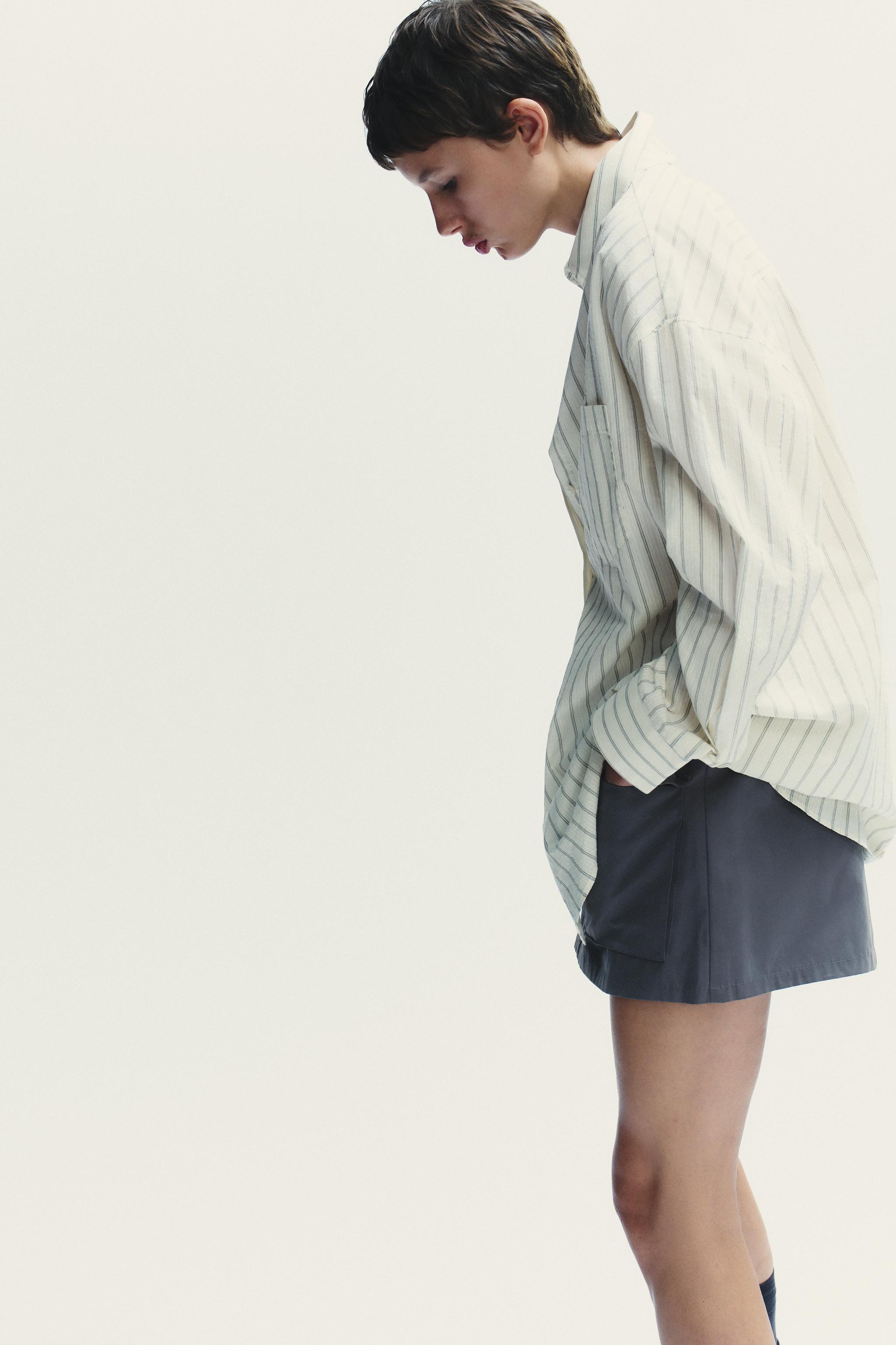 OVERSIZED SHIRT WITH TIE