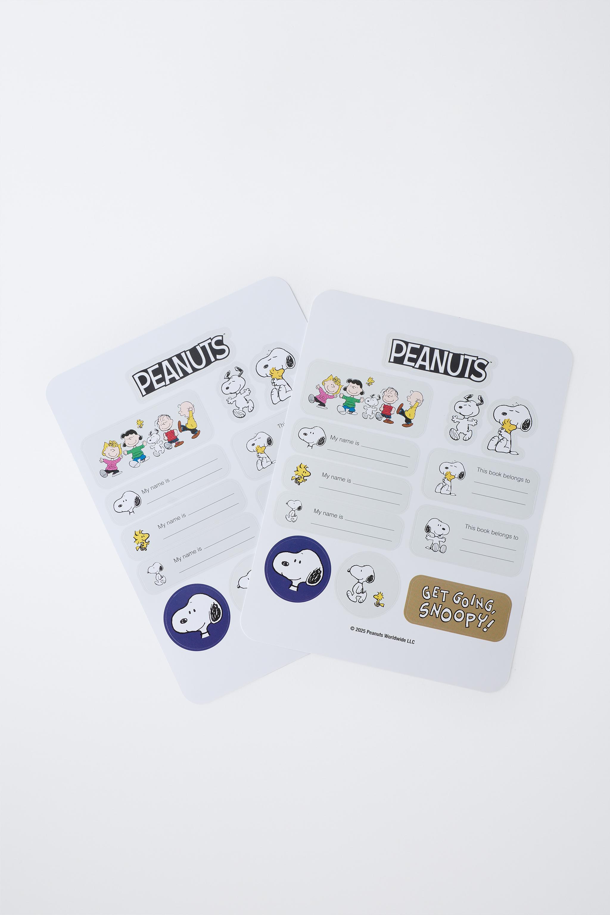 SNOOPY PEANUTS™ STICKER PACK