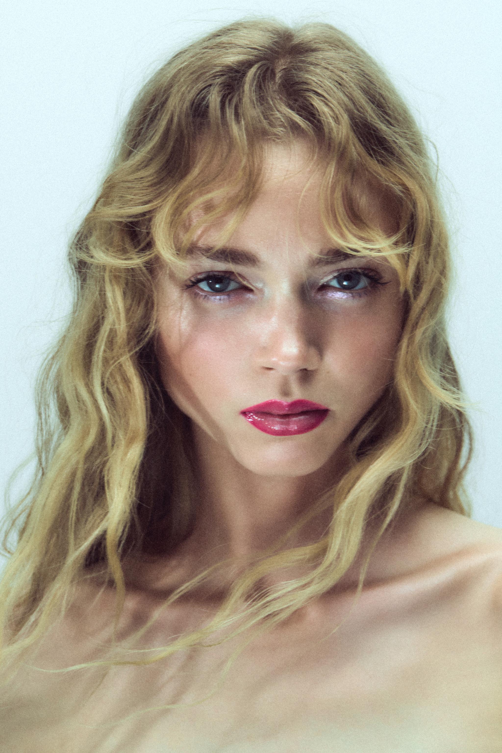 LIQUID HIGHLIGHTER - DREAMLAND