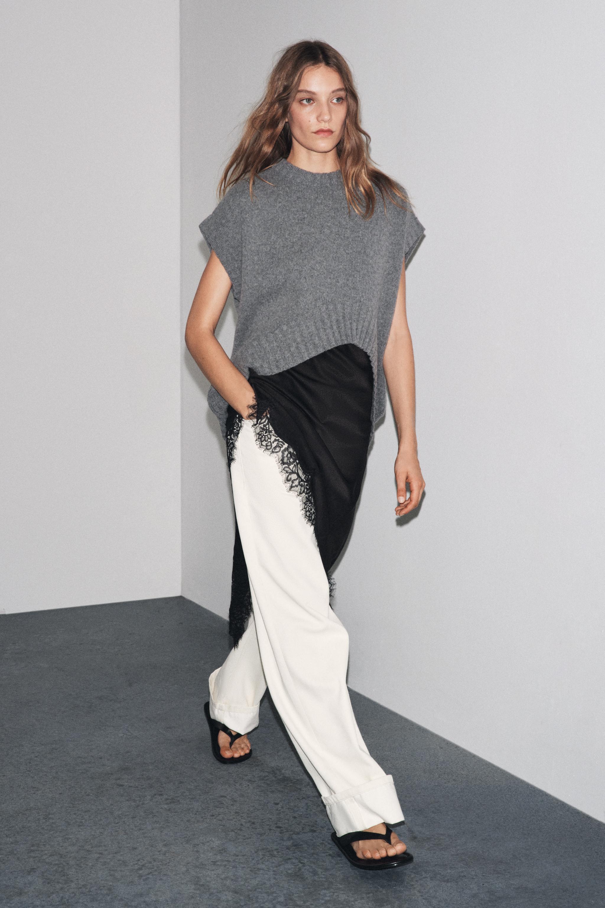 OVERSIZED WOOL KNIT VEST