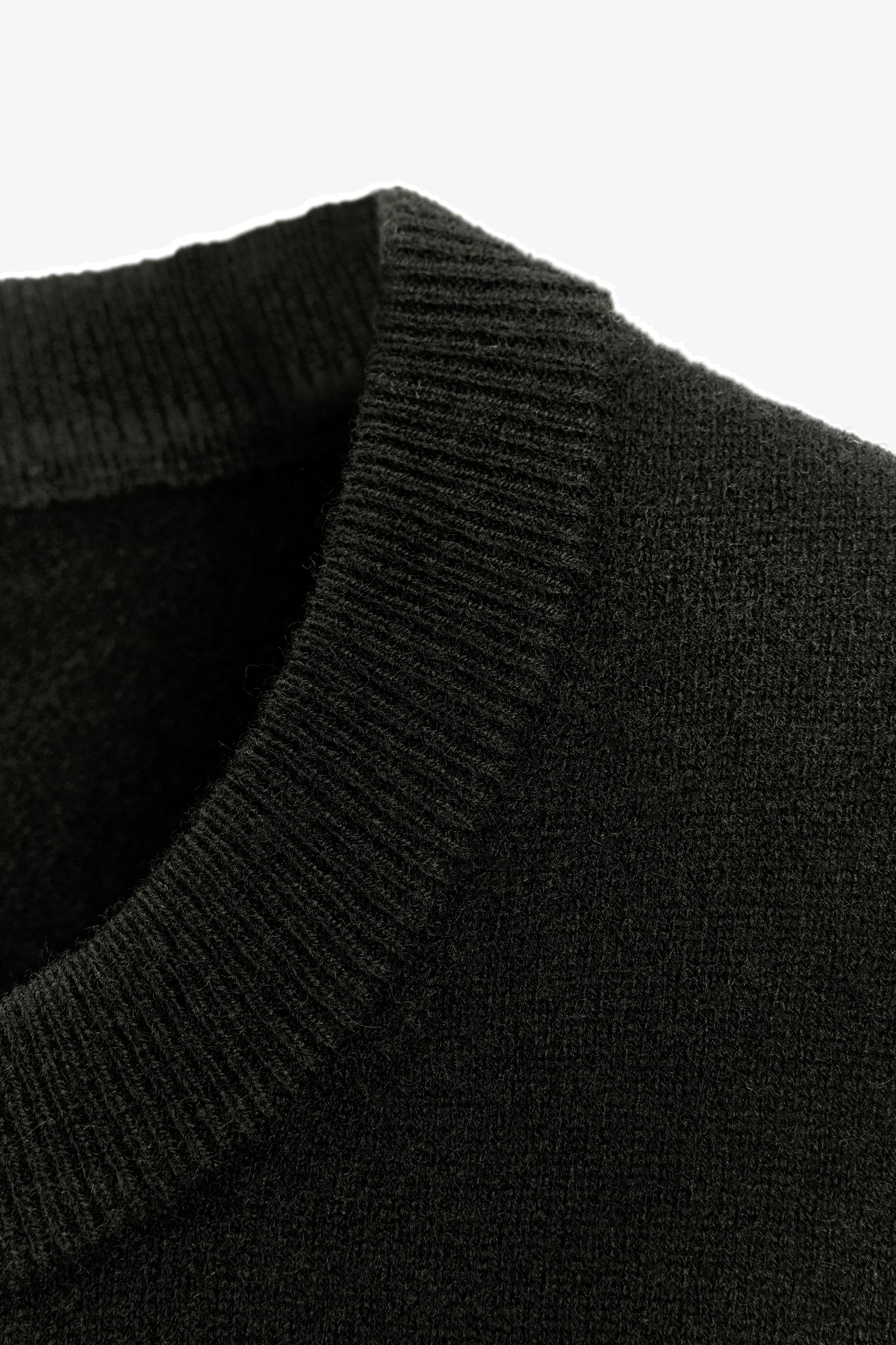 OVERSIZED 100% WOOL KNIT SWEATER