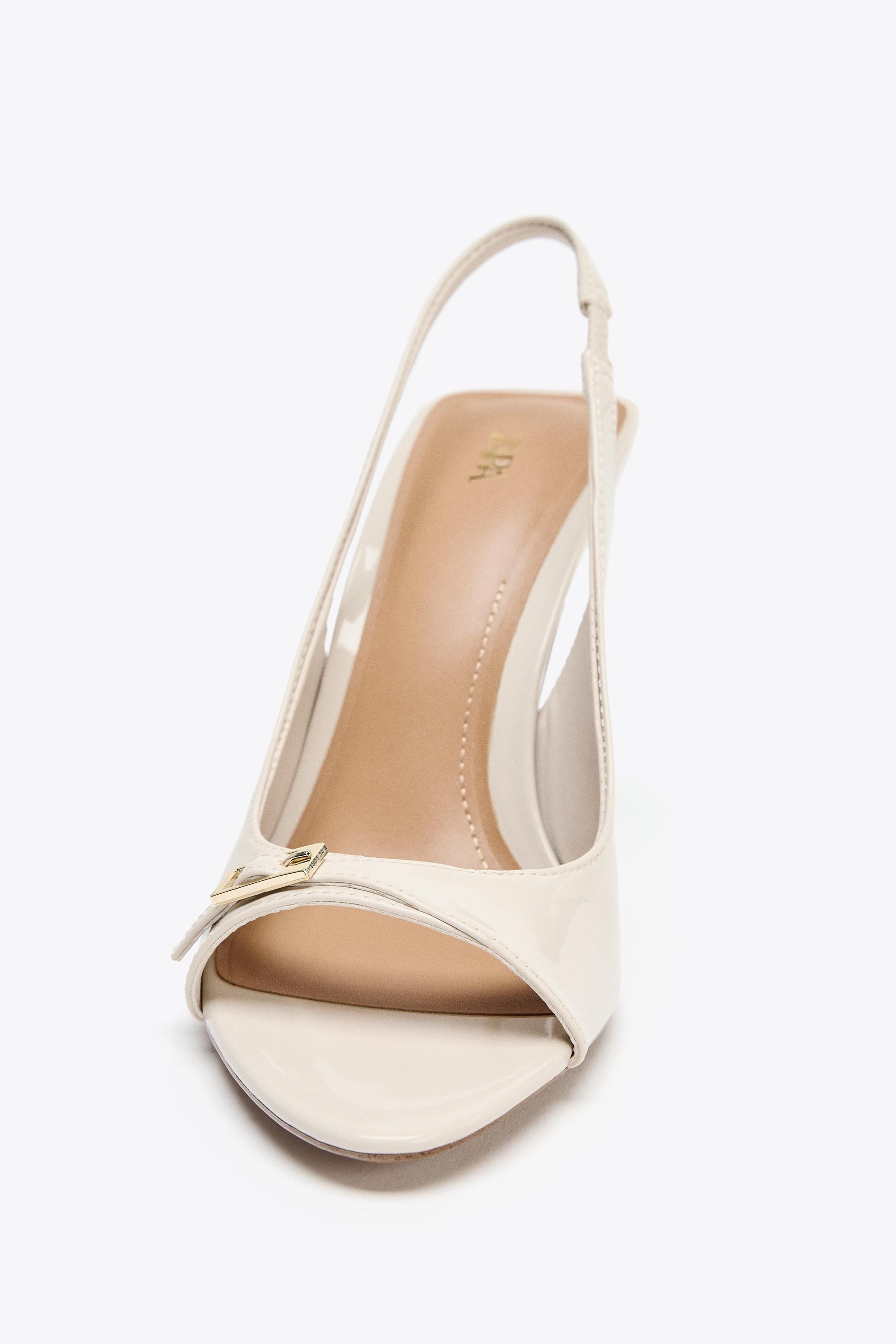 HEELED BUCKLE SANDALS