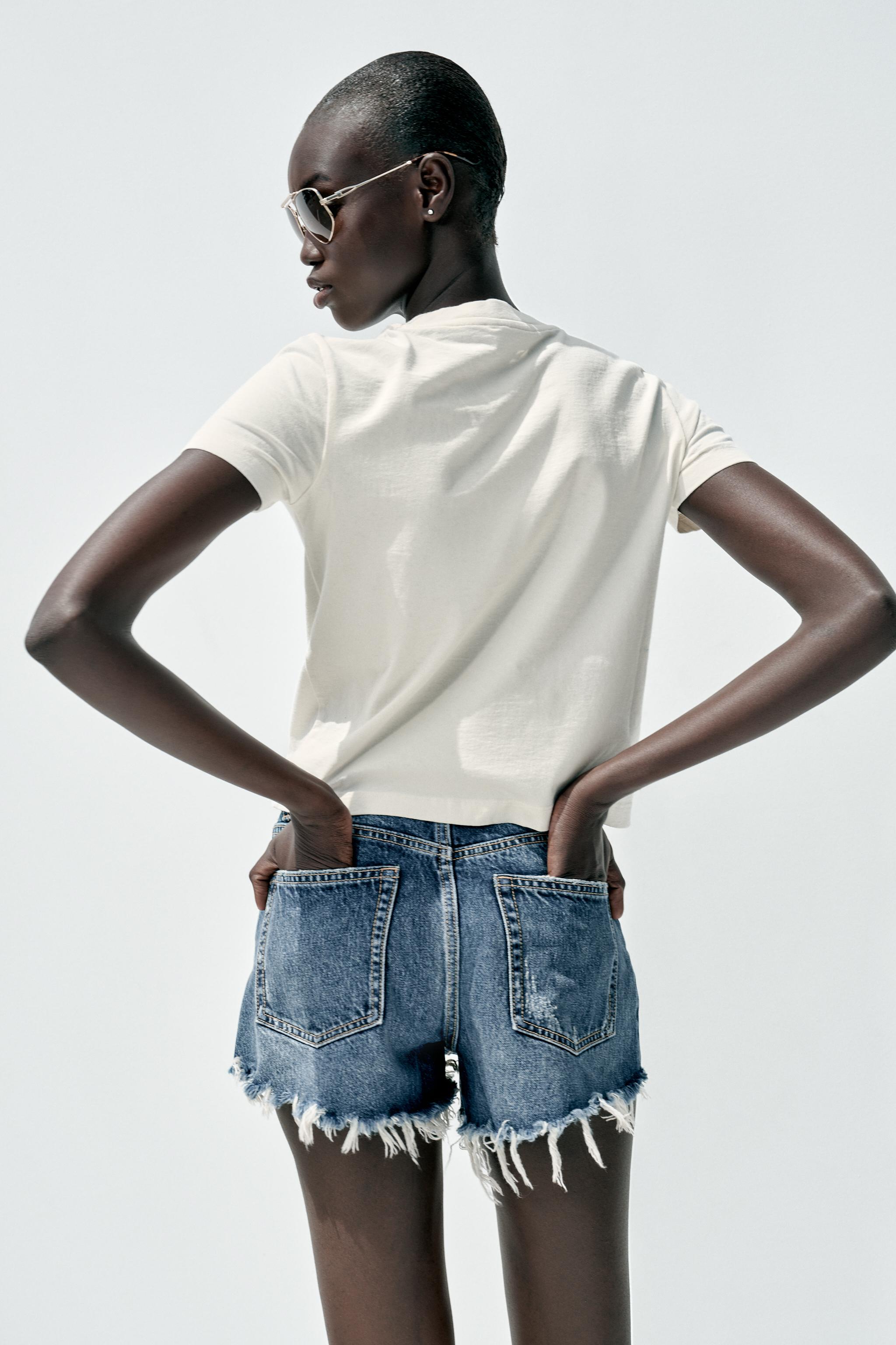 WASHED T-SHIRT WITH TEXT