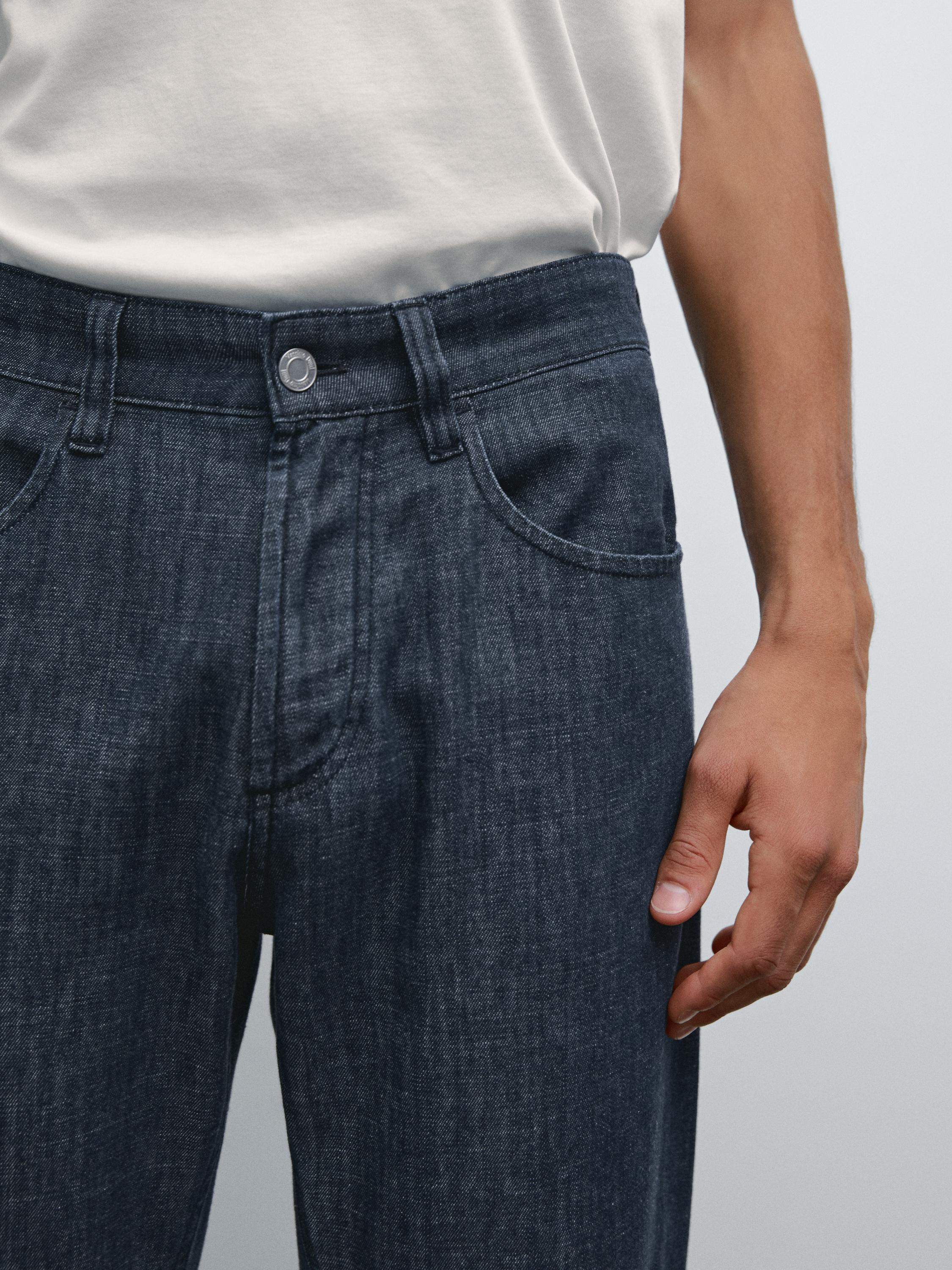 Lightweight tapered fit jeans
