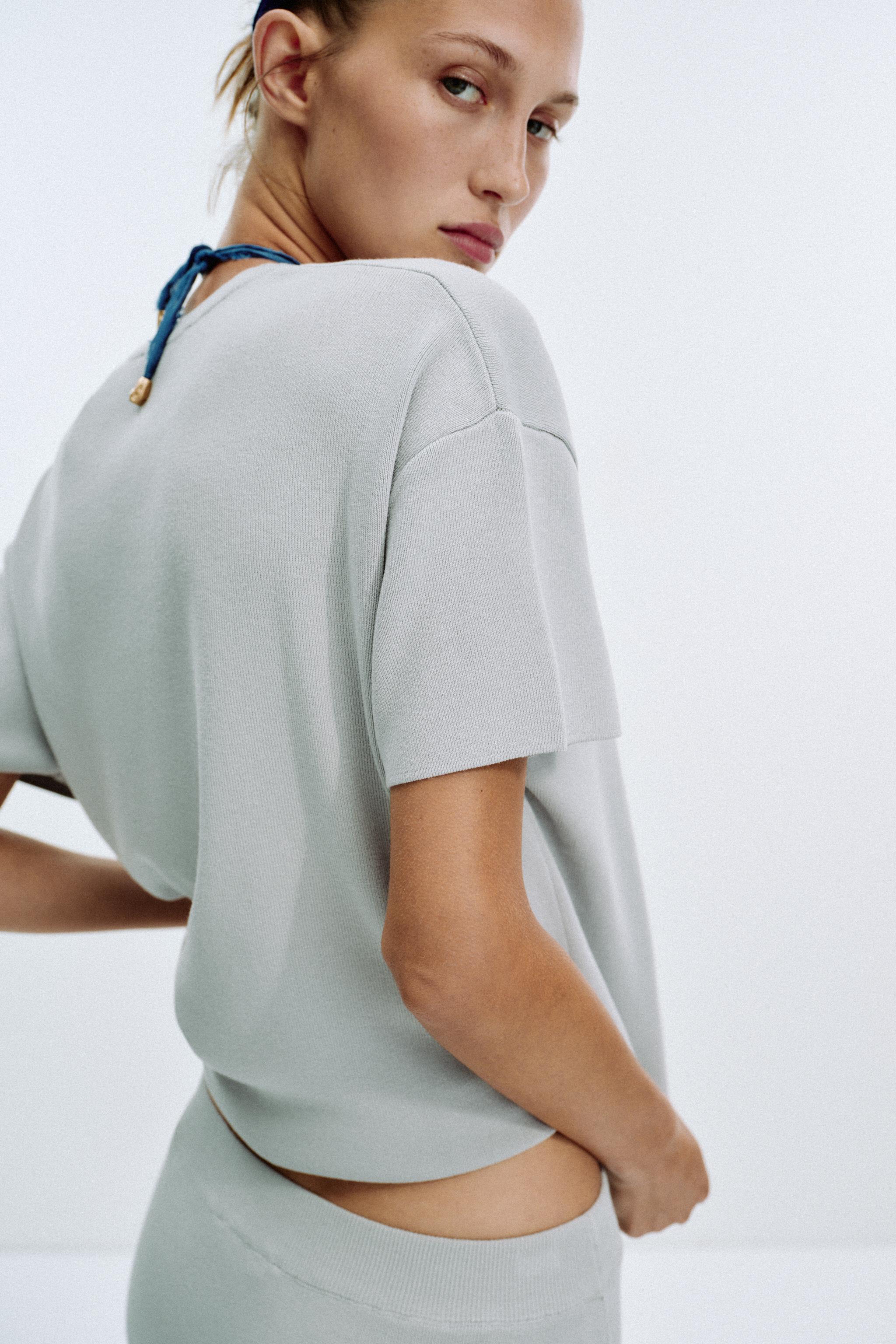 OVERSIZED PLAIN KNIT TOP