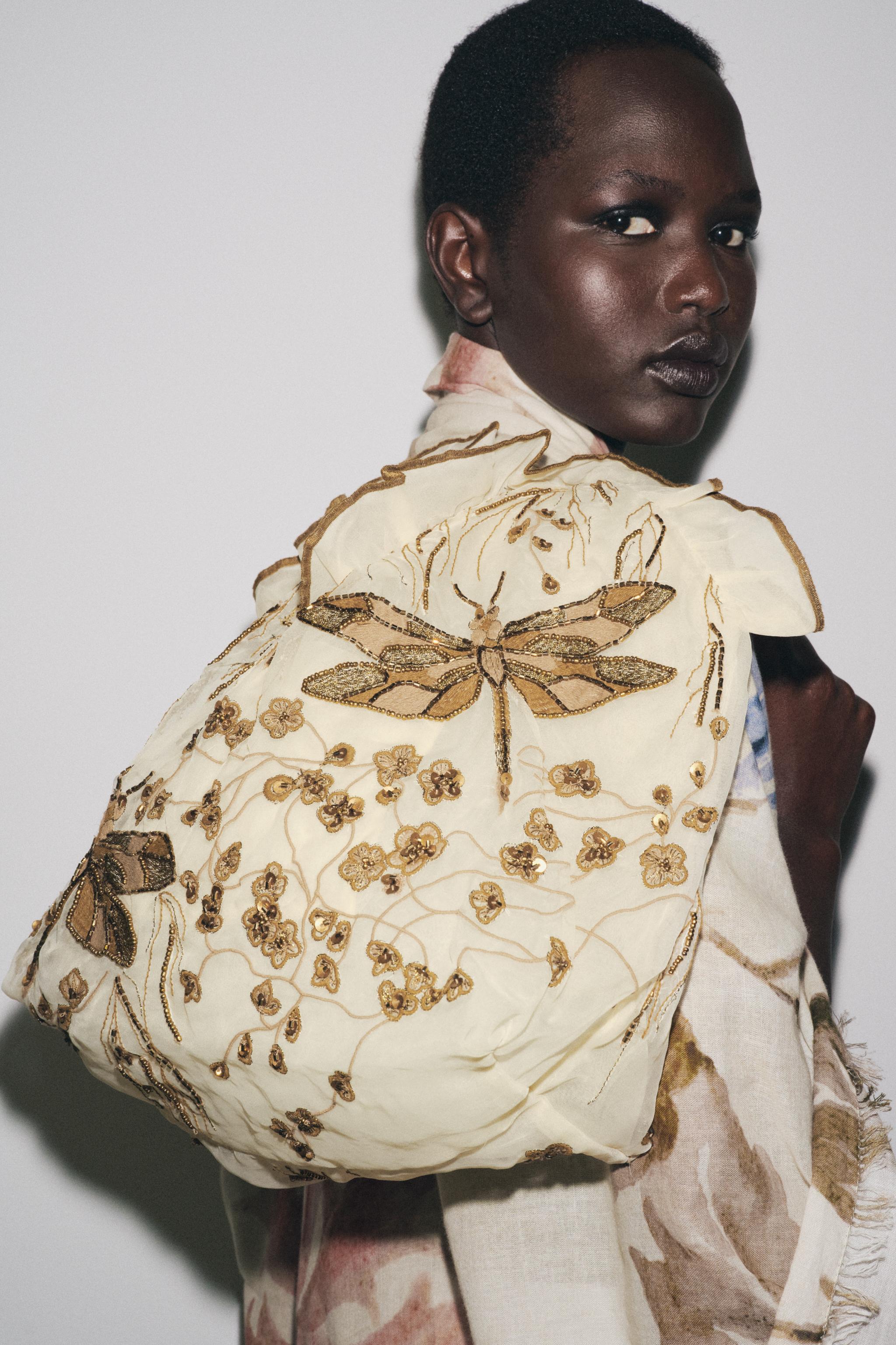 EMBROIDERED DETAIL SHOPPER