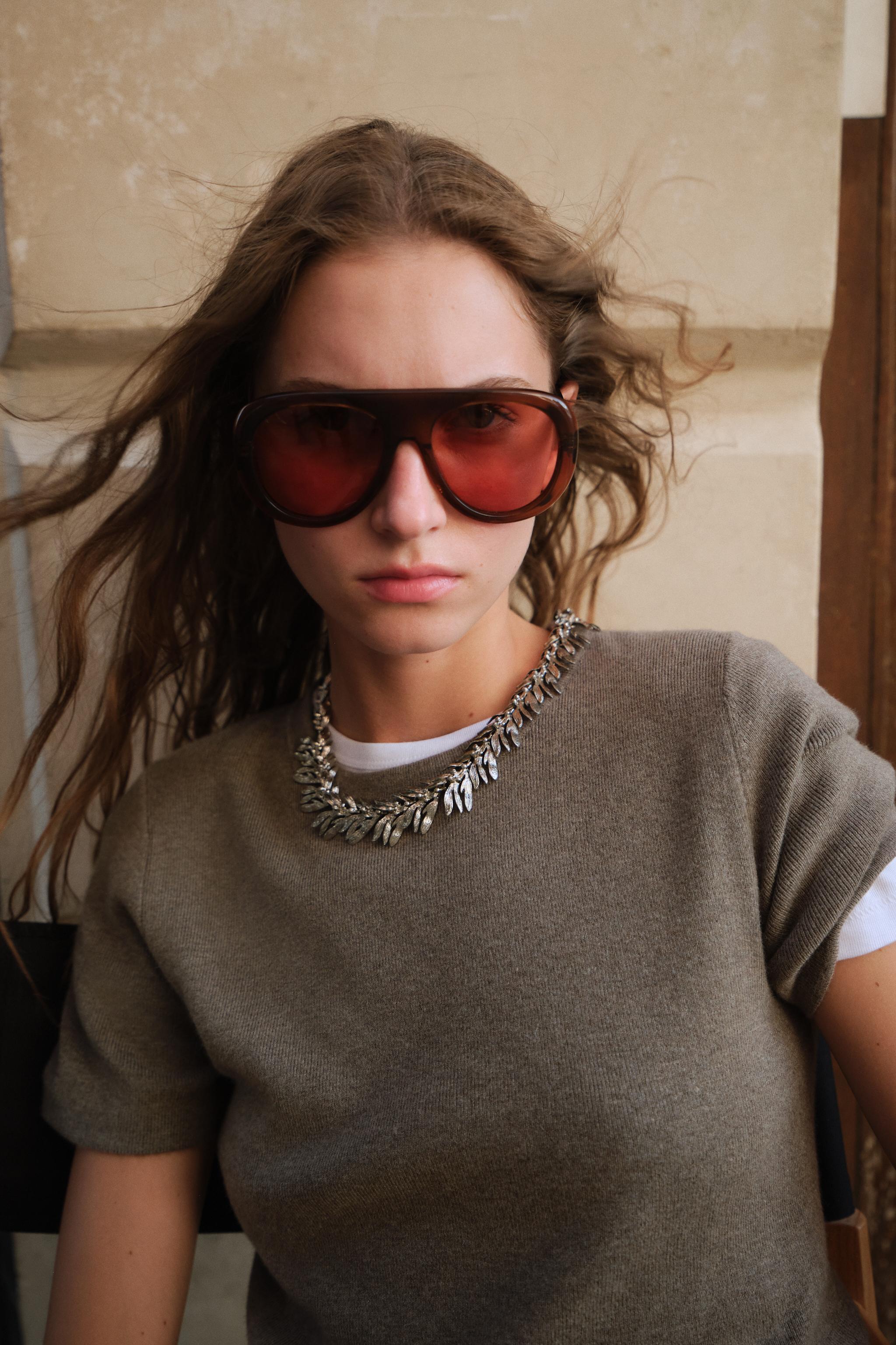 SOFT FEEL SHORT SLEEVE KNIT TOP