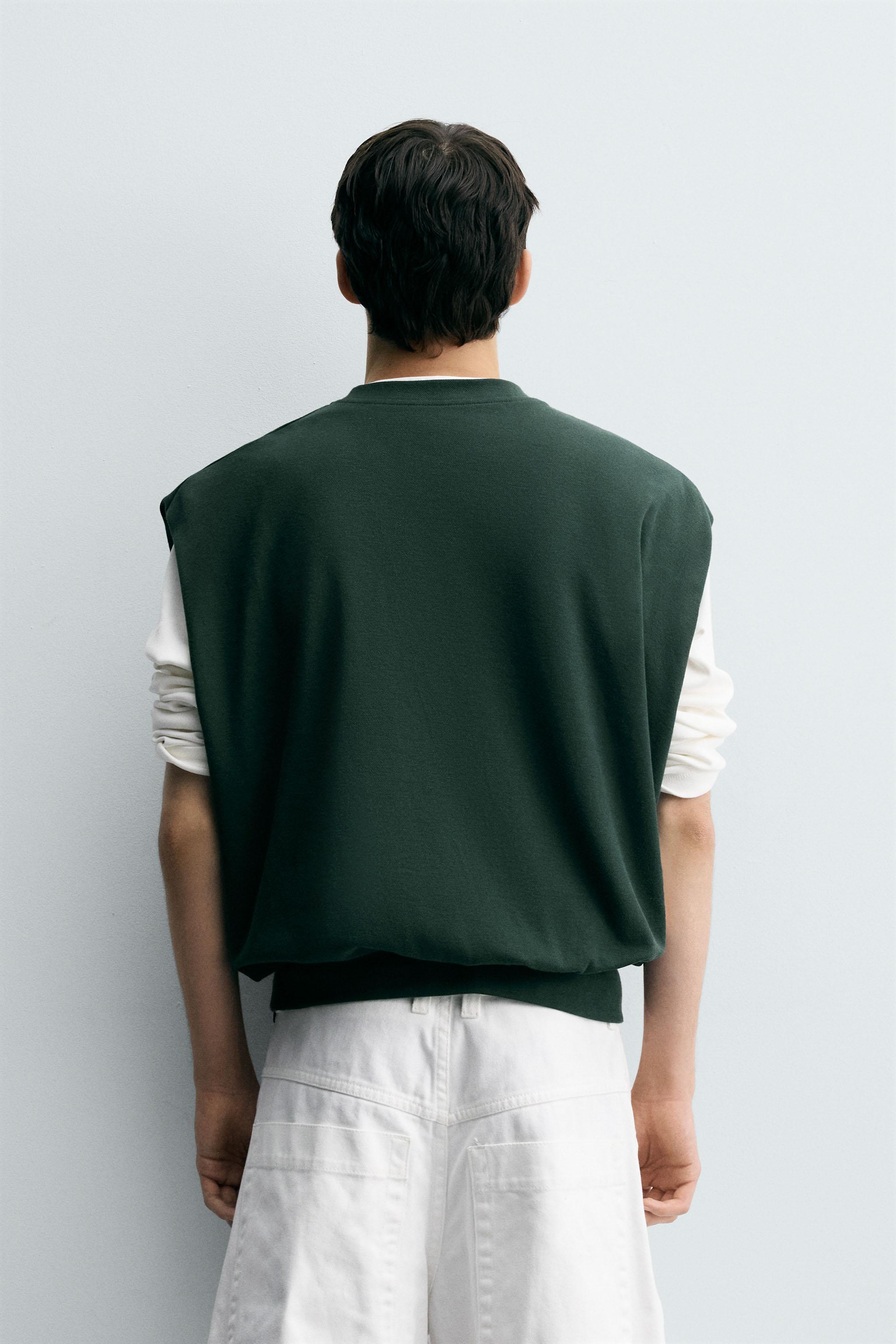PIQUÉ TEXTURE INTERLOCK VEST