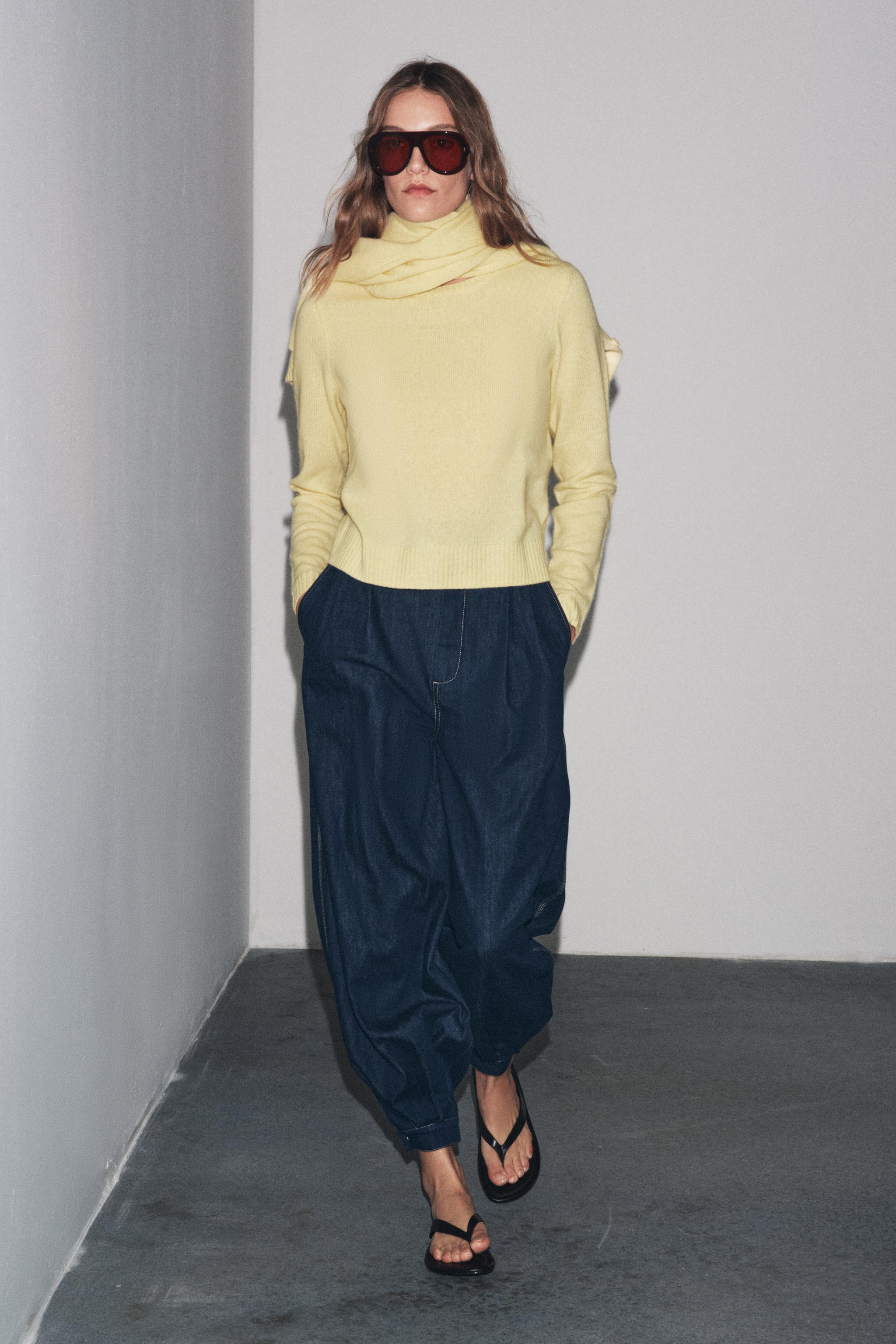 100% WOOL BASIC SWEATER