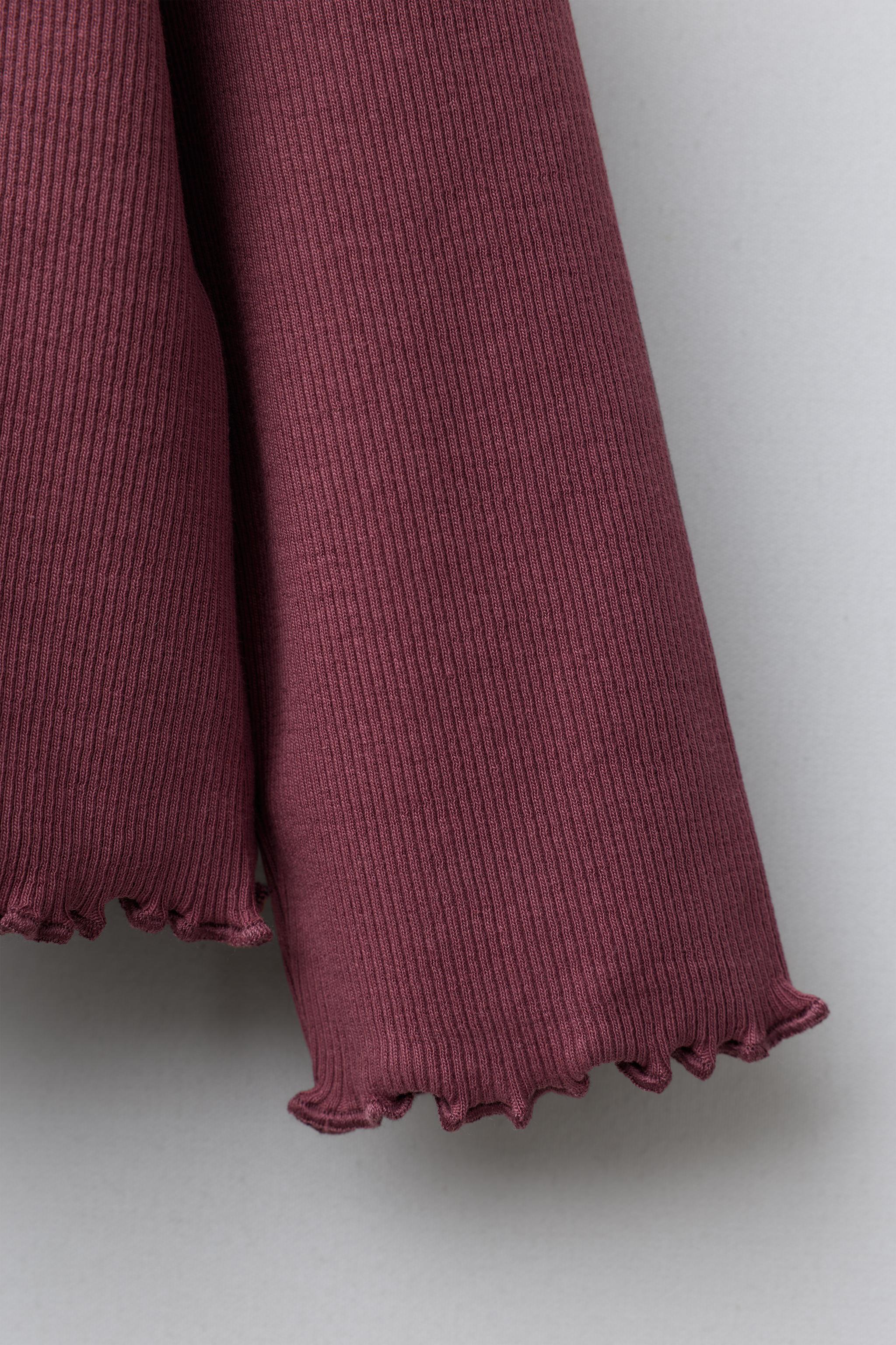 RIBBED HEART T-SHIRT