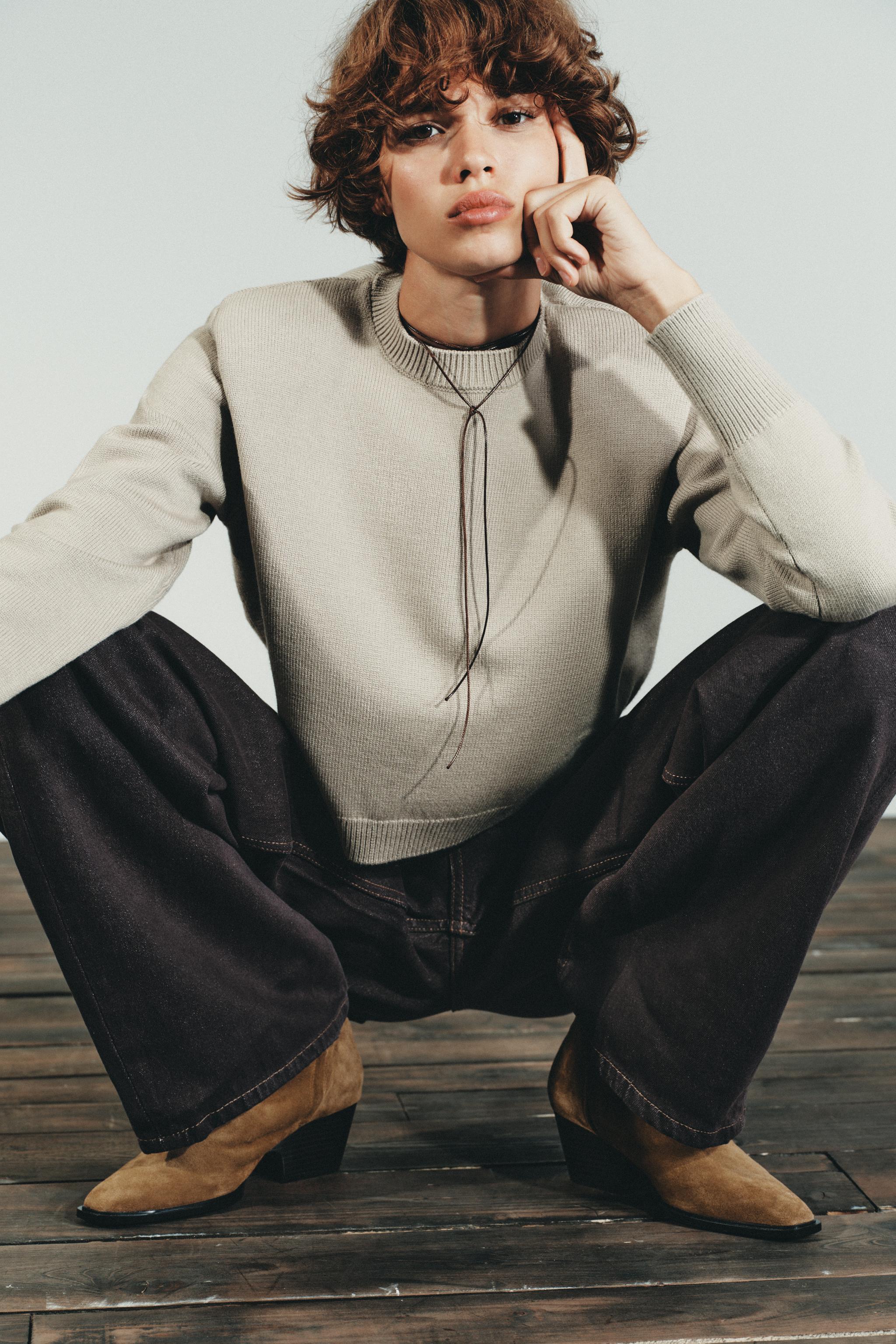 SPLIT LEATHER HEELED ANKLE BOOTS