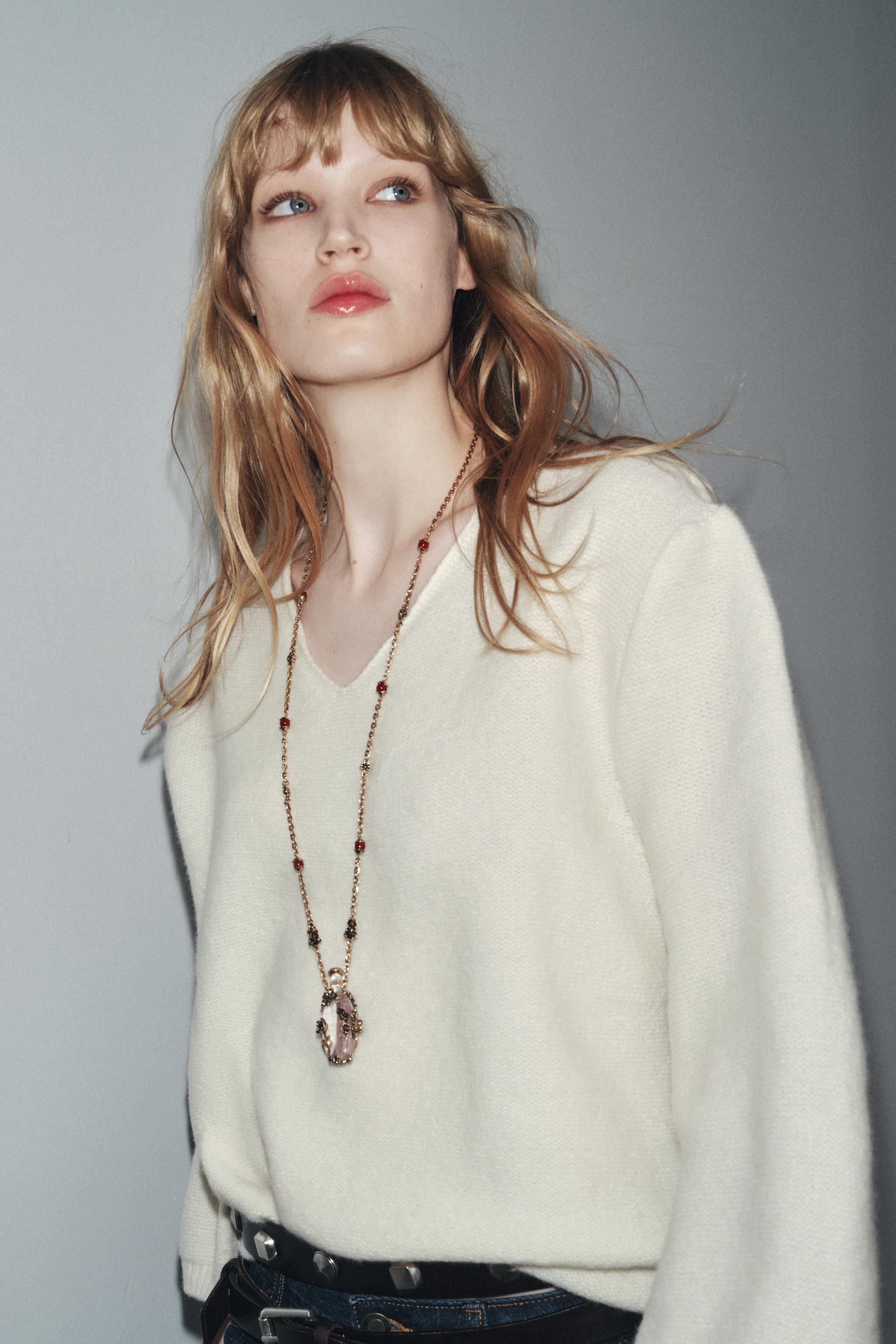 METAL FLOWER BOTTLE NECKLACE