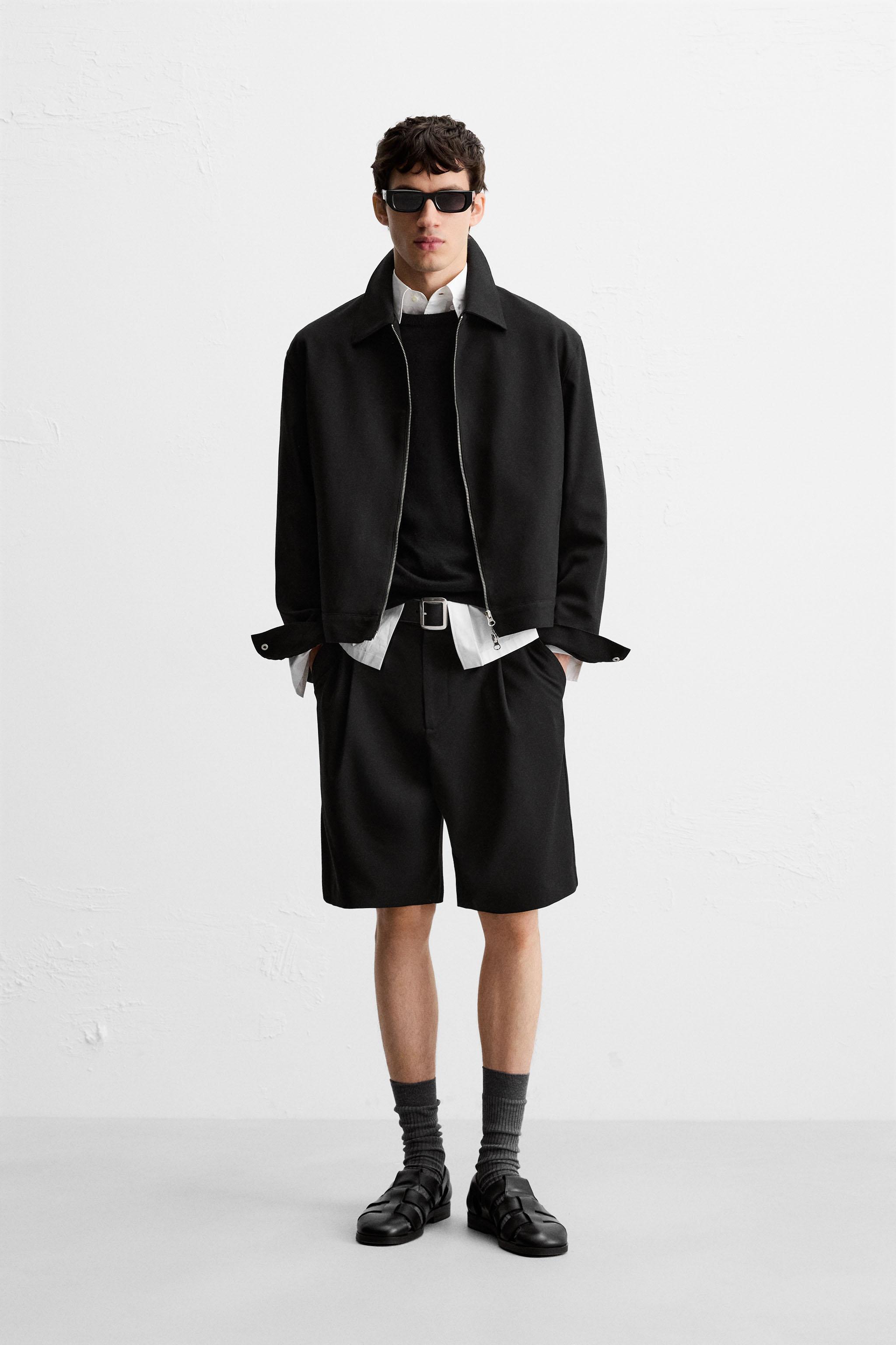 PLEATED RELAXED FIT SHORTS