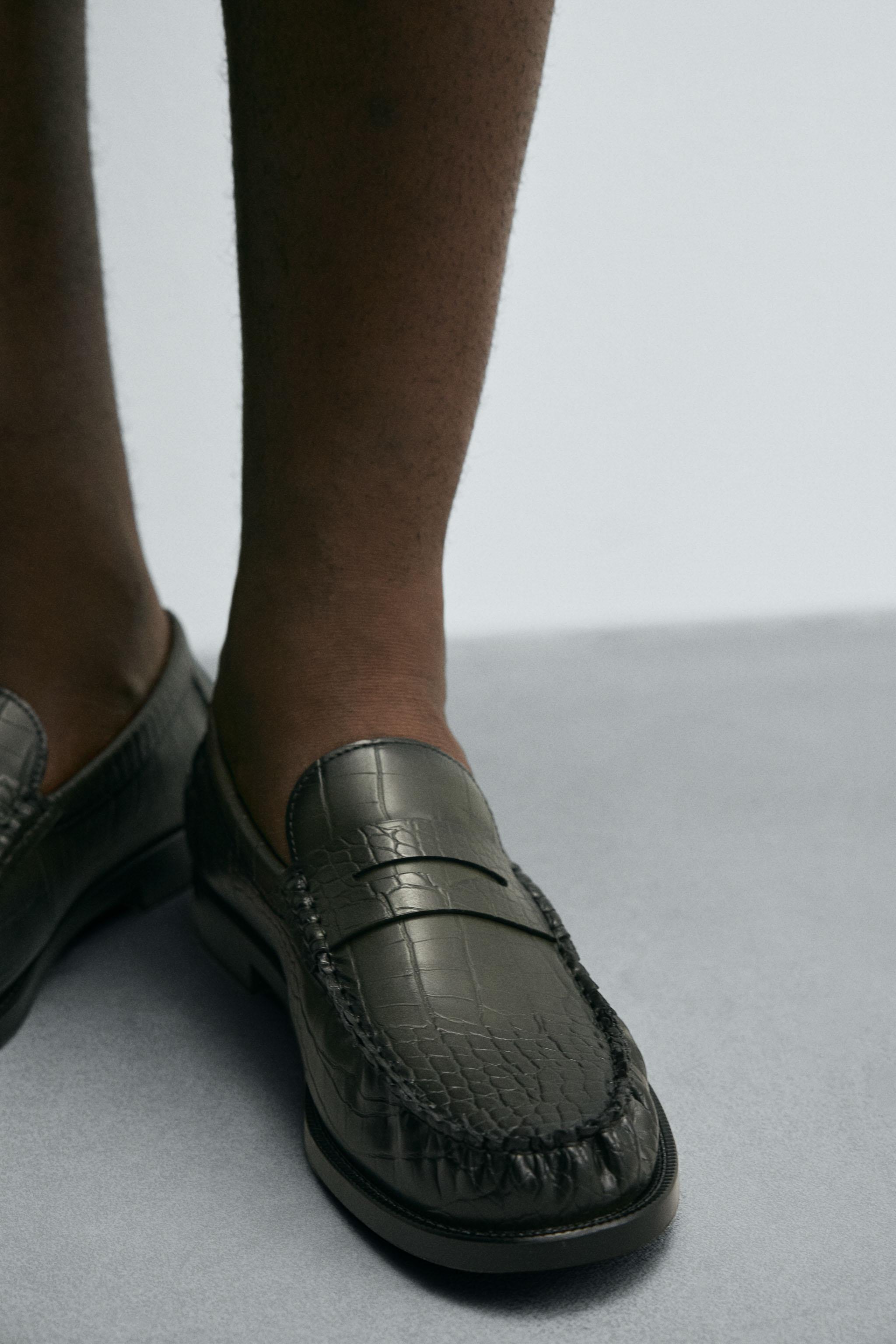 CROCODILE-EFFECT LOAFERS