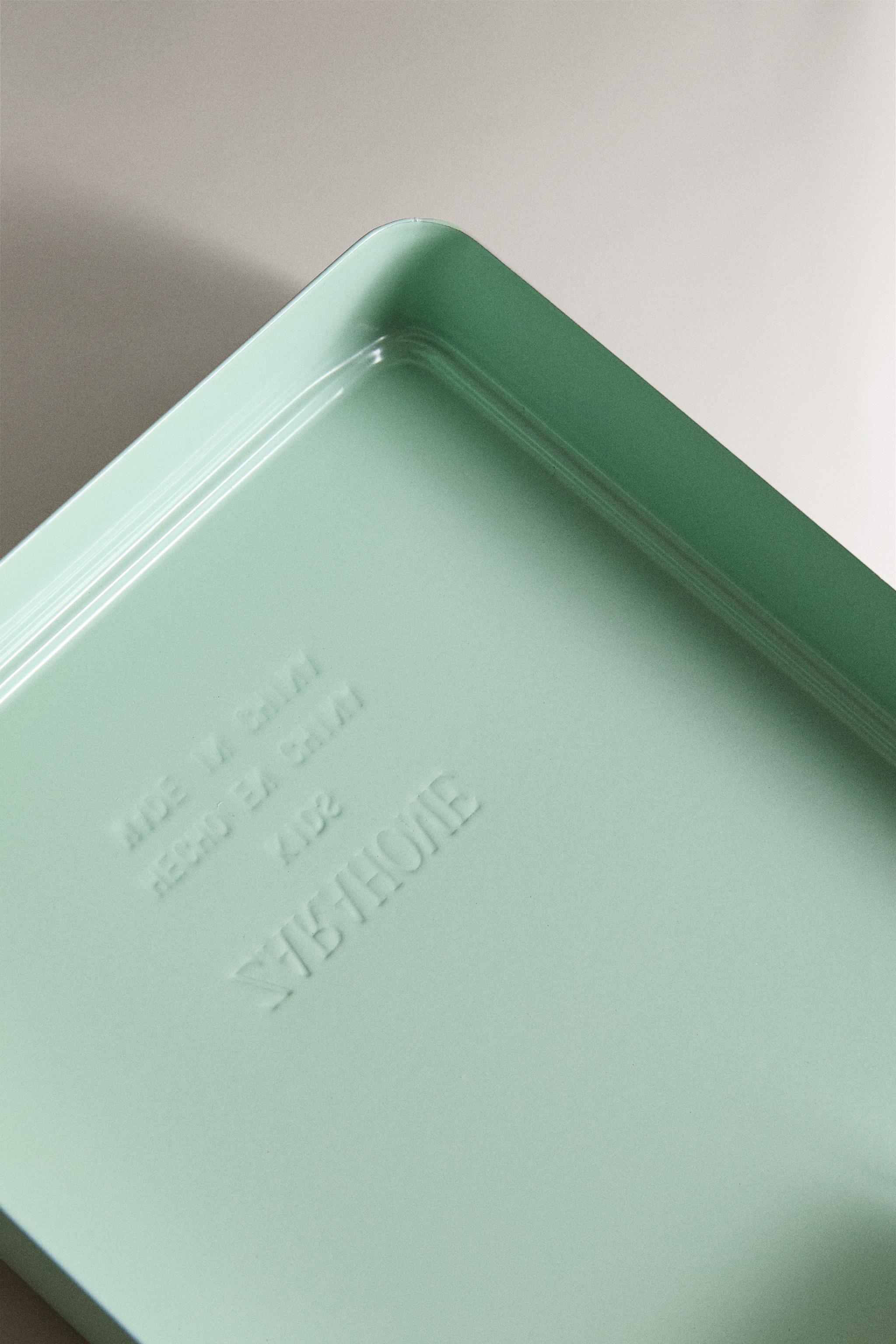 CHILDREN'S METAL DESK ORGANIZER ACCESSORY