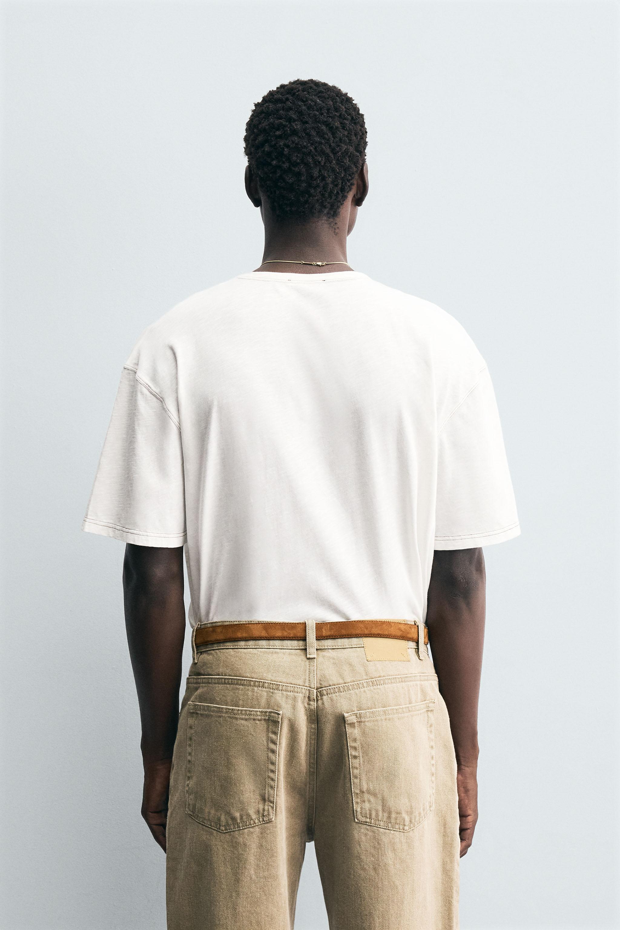 CONTRAST TOPSTITCH T-SHIRT