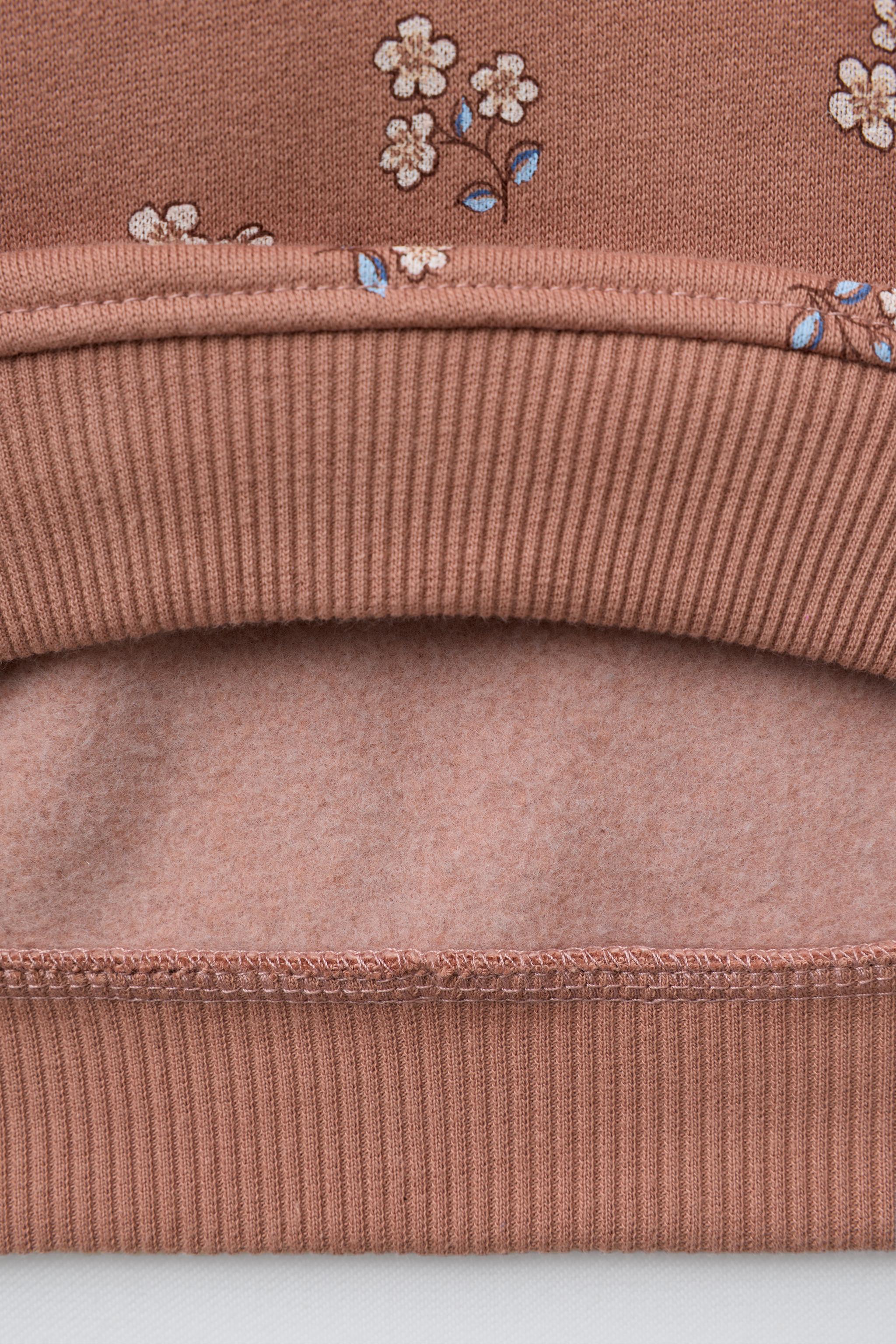 EMBROIDERED COLLAR FLORAL SWEATSHIRT