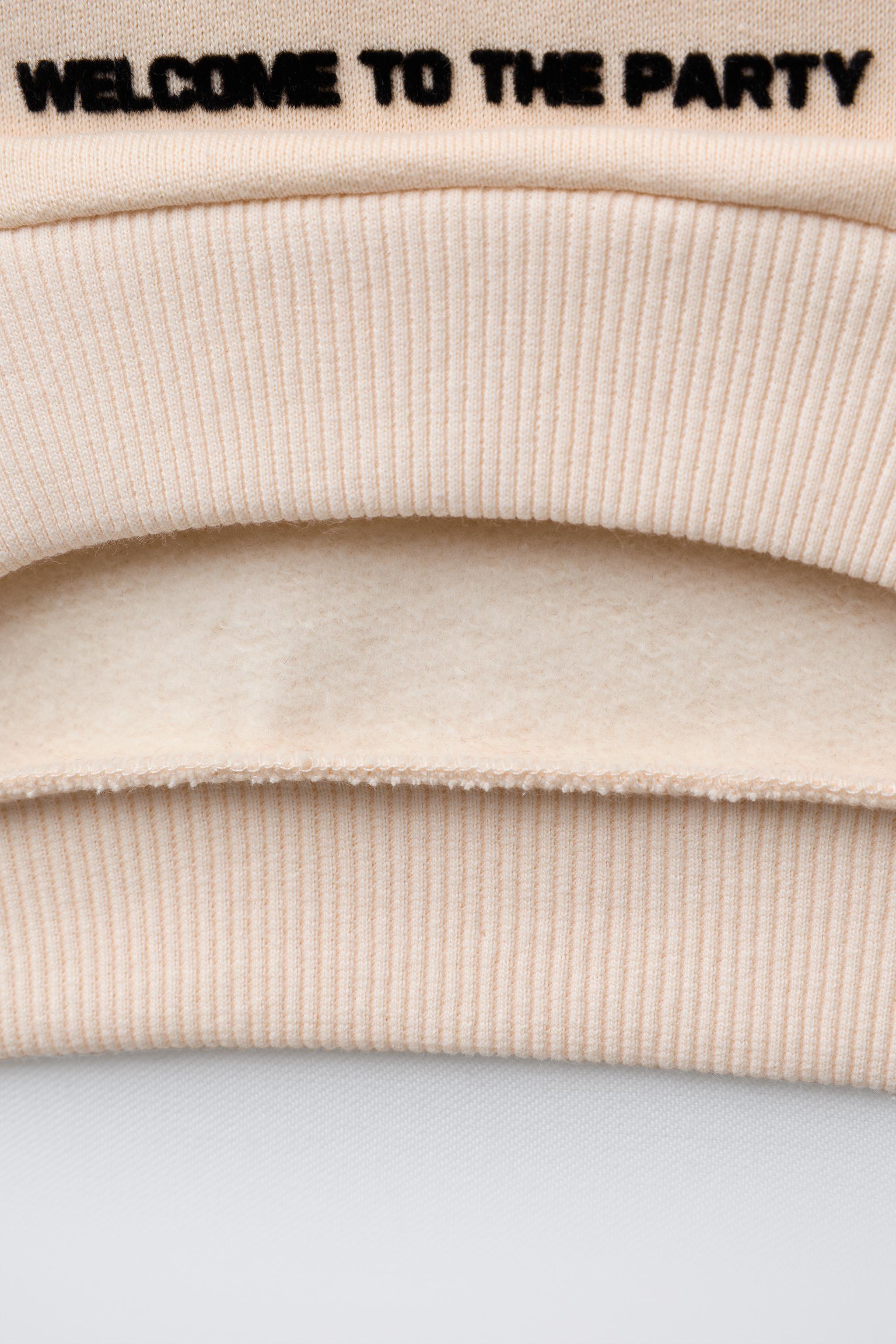 MINNIE MOUSE © DISNEY FLOCK PRINT SWEATSHIRT