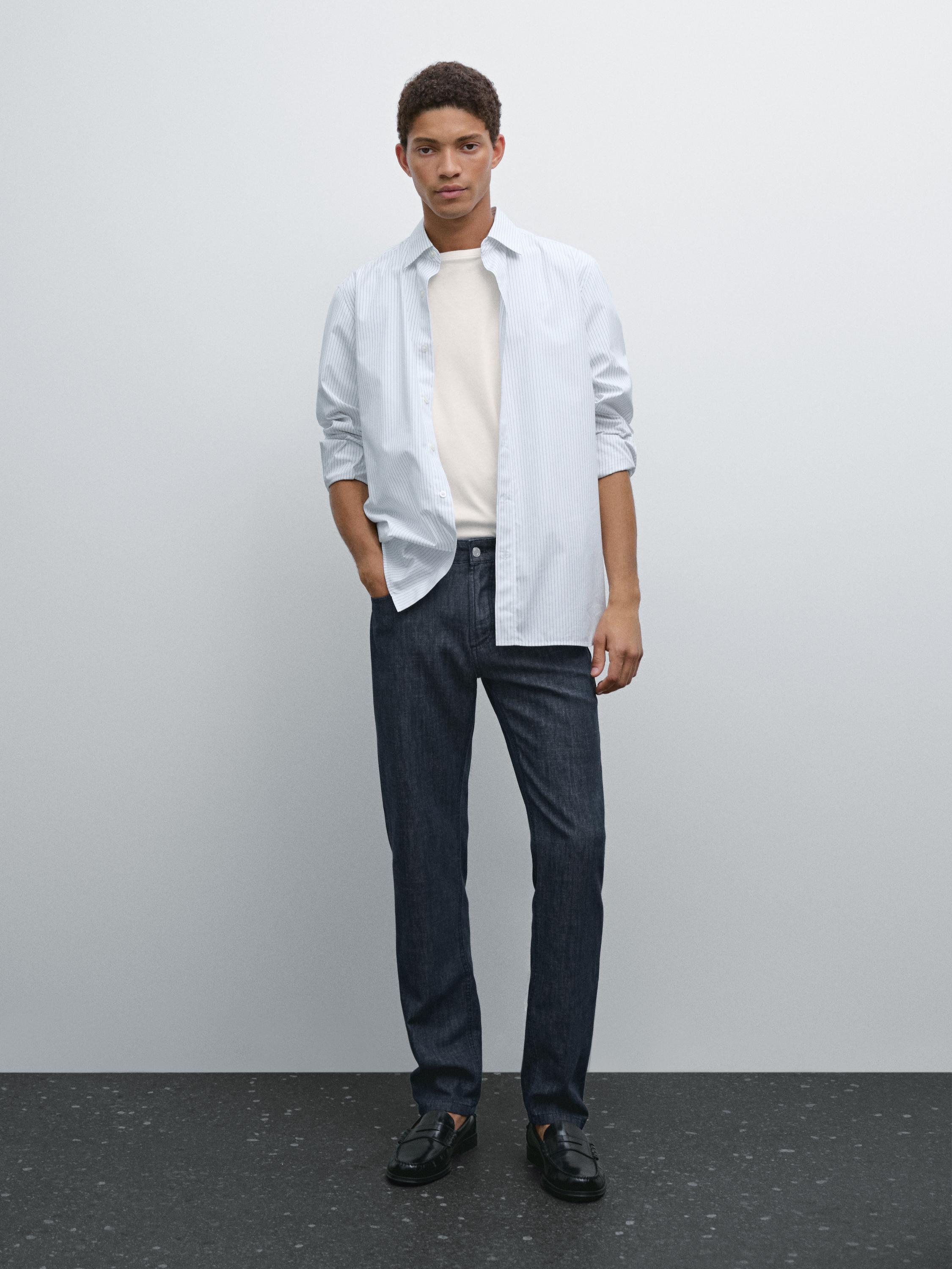 Lightweight tapered fit jeans