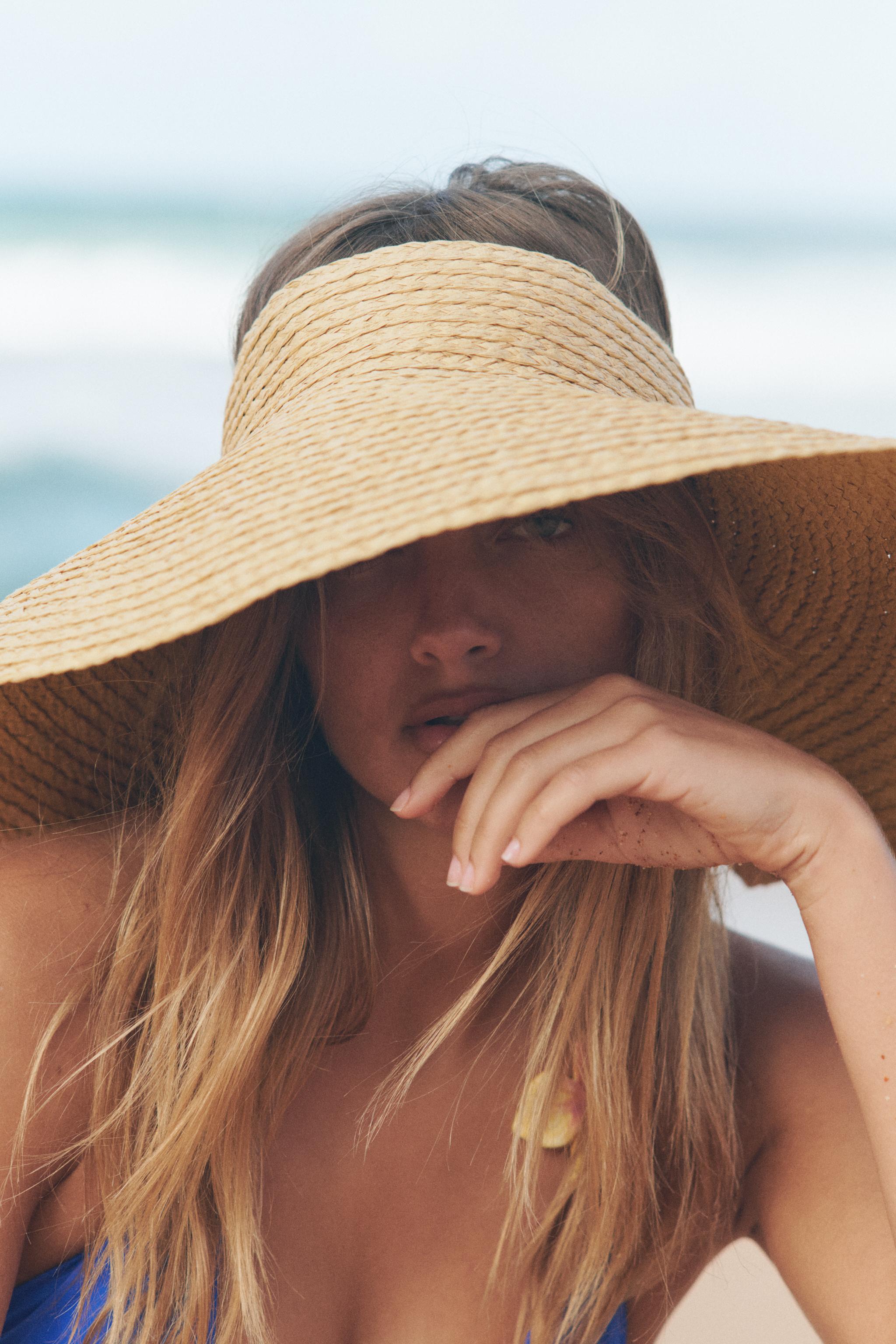 WIDE BRIM WOVEN VISOR