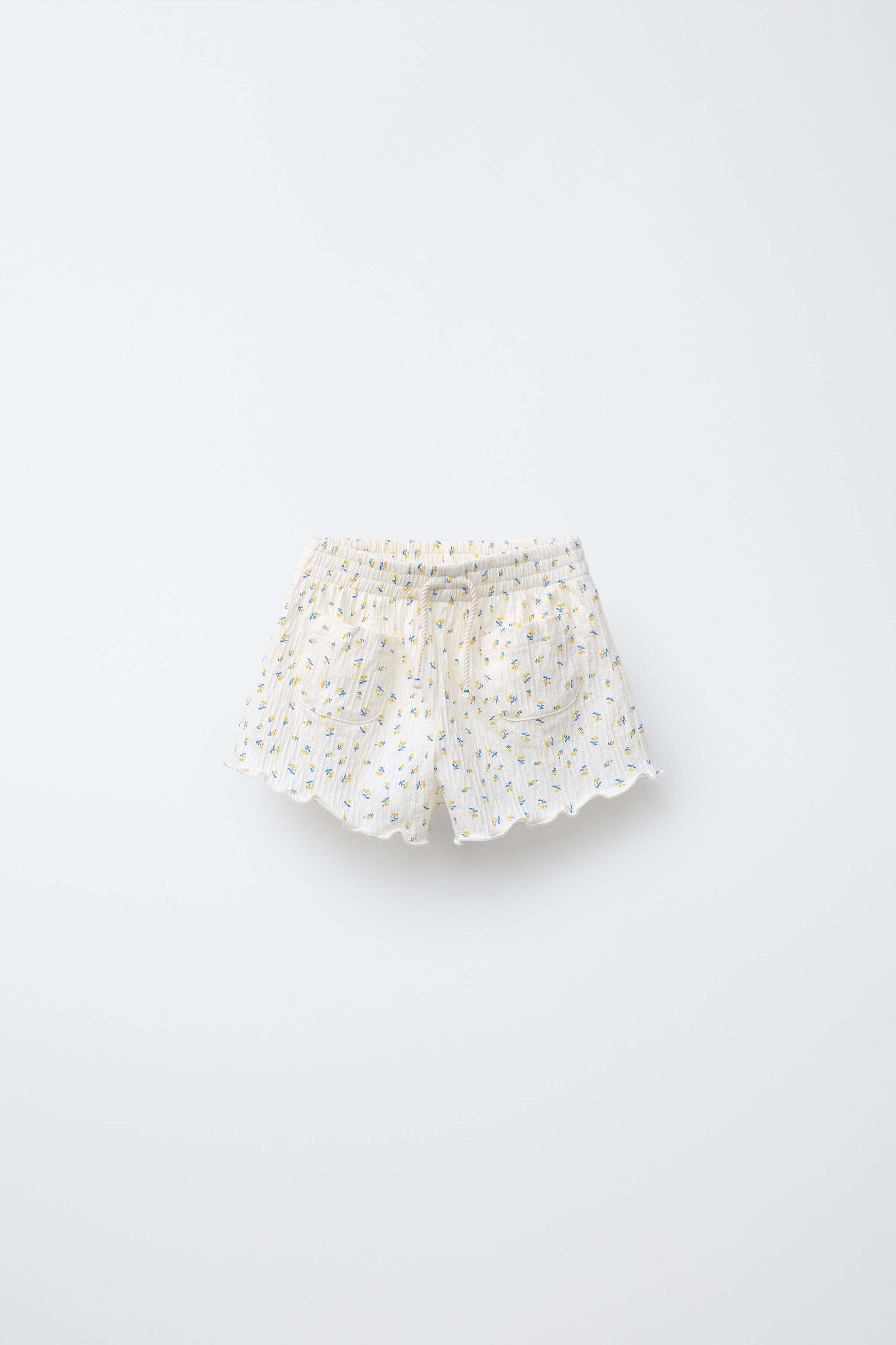 FLORAL PRINT BERMUDA SHORTS