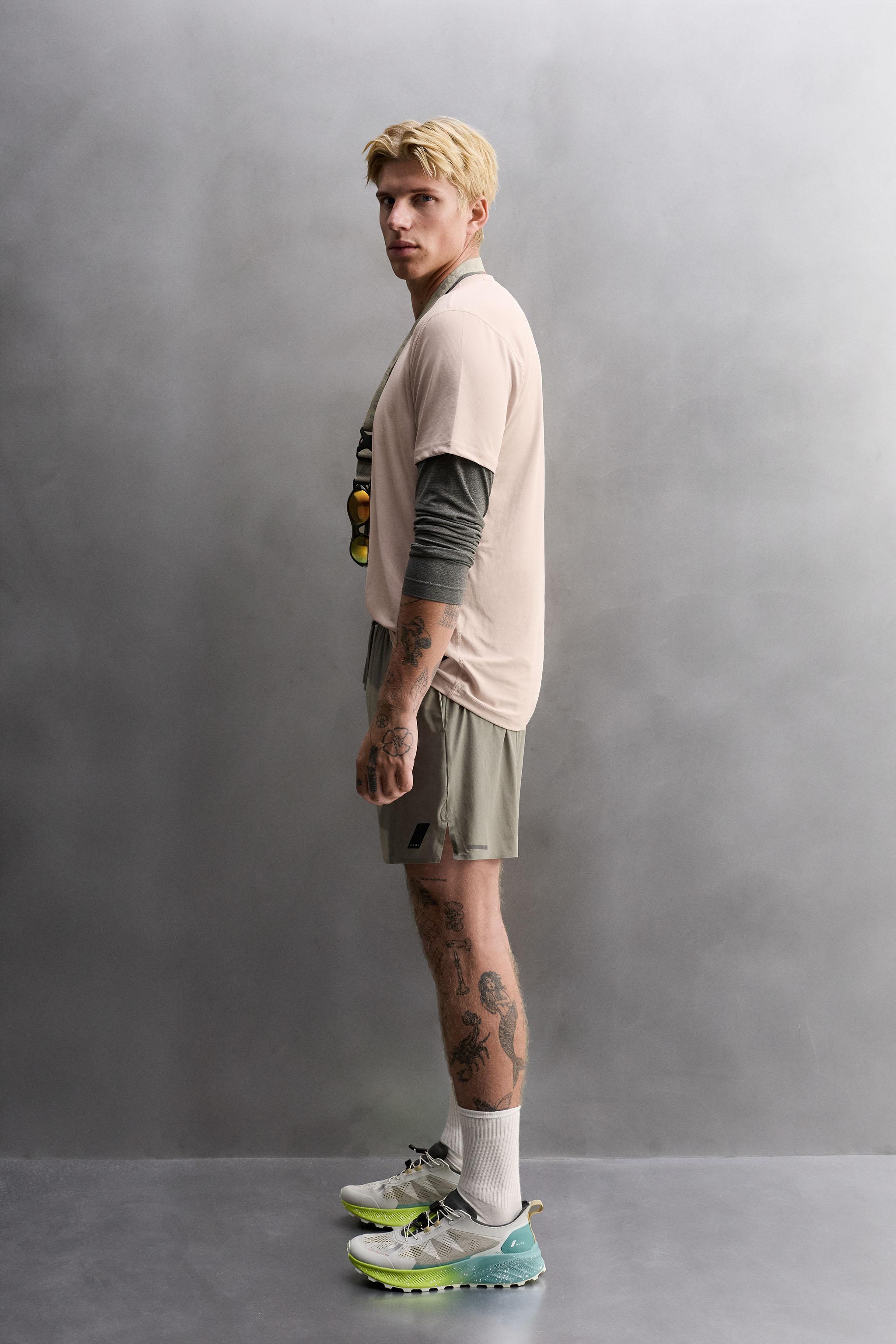 LIGHTWEIGHT PERFORATED SHORTS