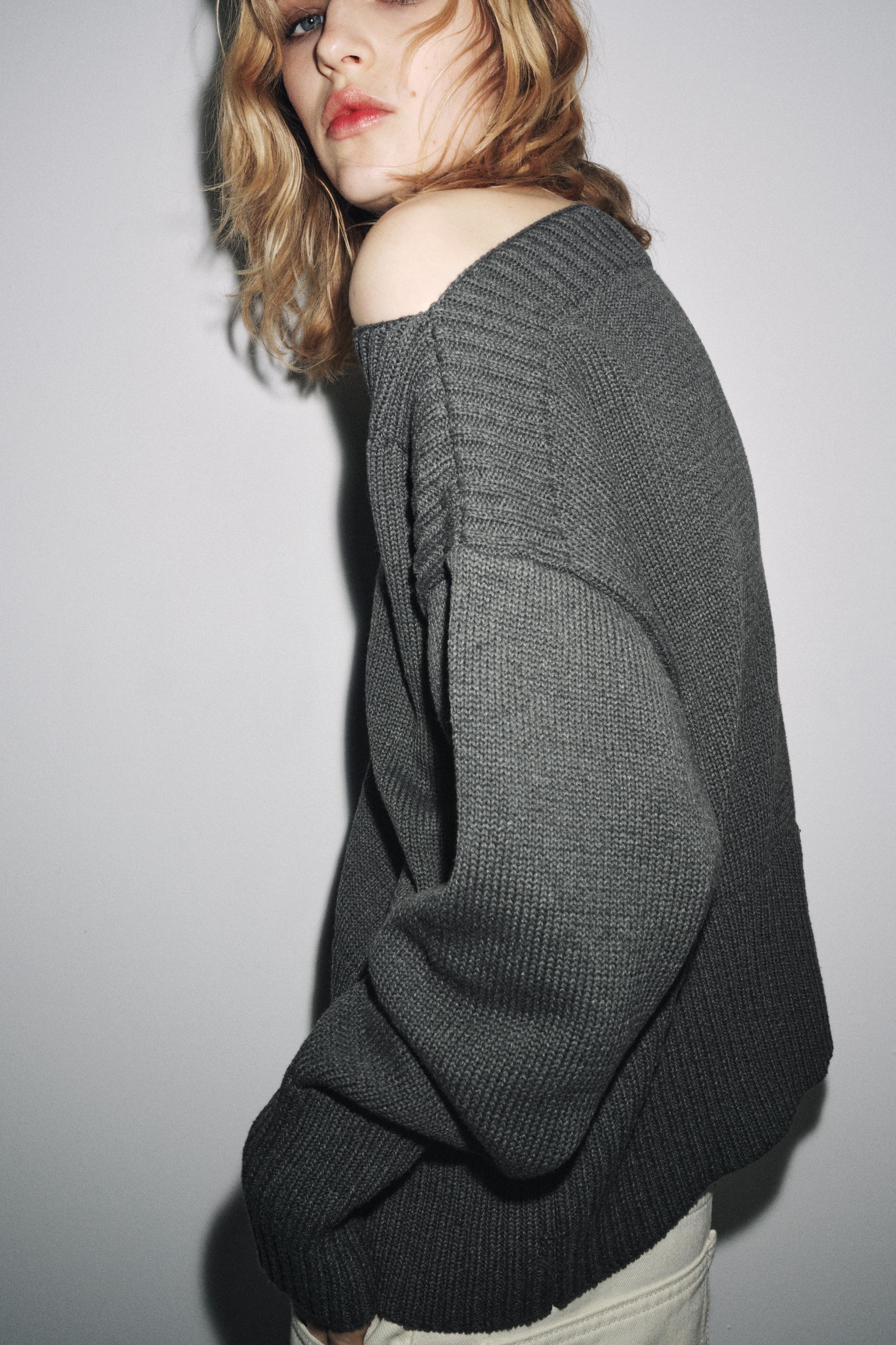 BOAT NECK KNIT SWEATER