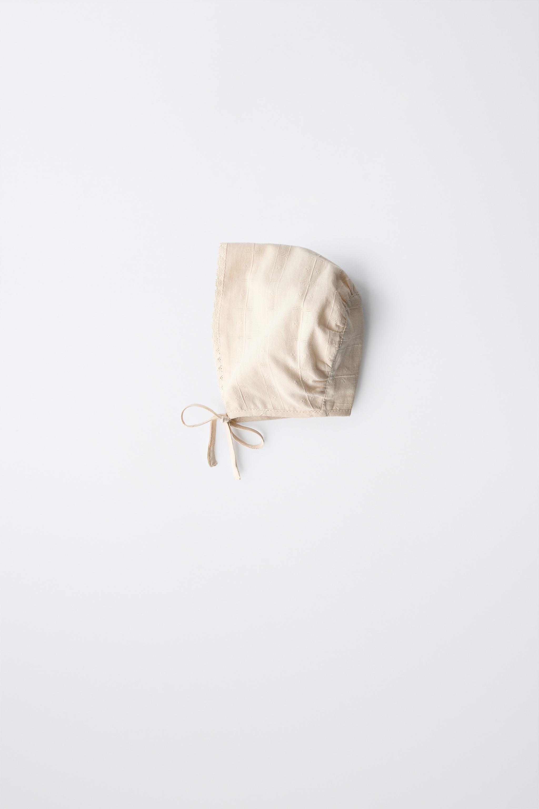 EMBROIDERED LACE BONNET