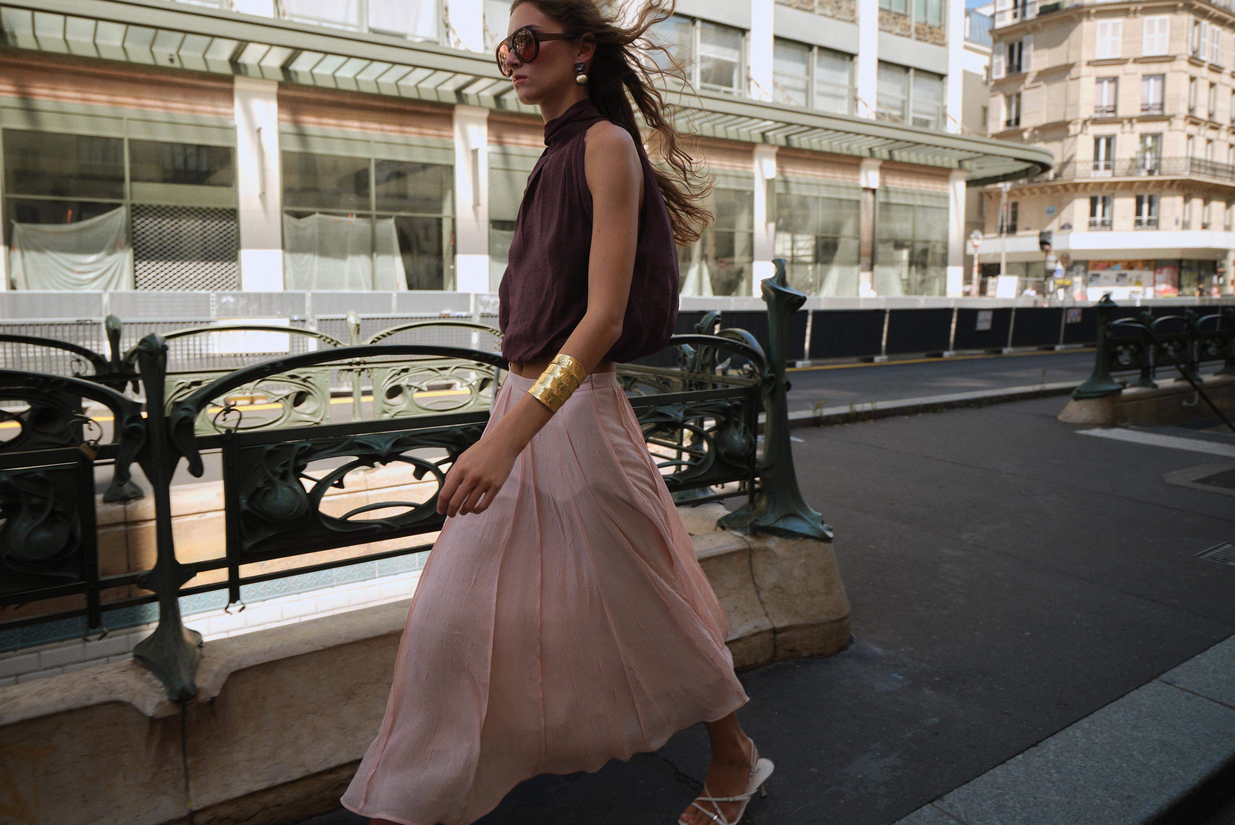 SEMI-SHEER TOPSTITCHED MIDI SKIRT