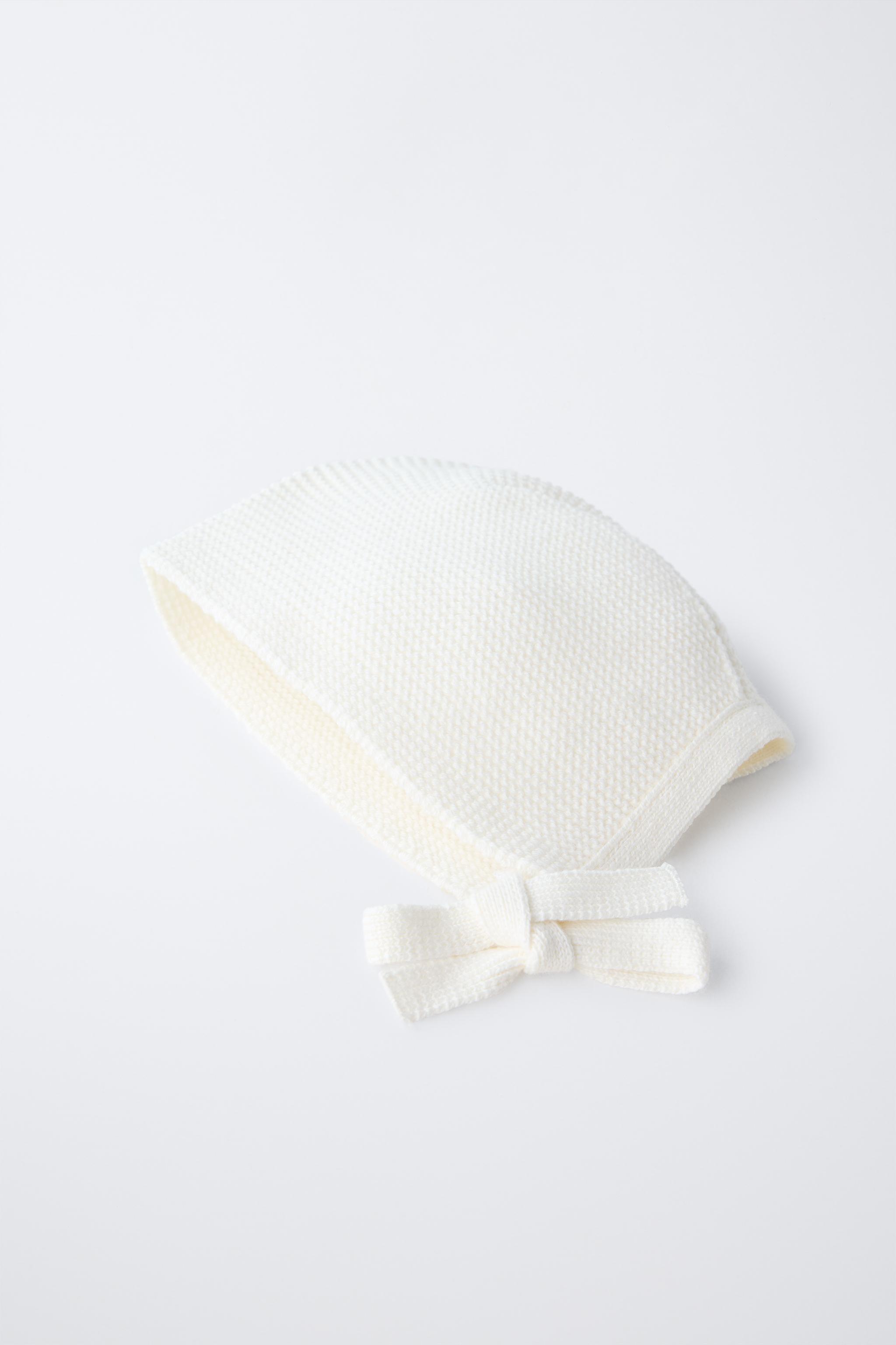 KNIT BONNET