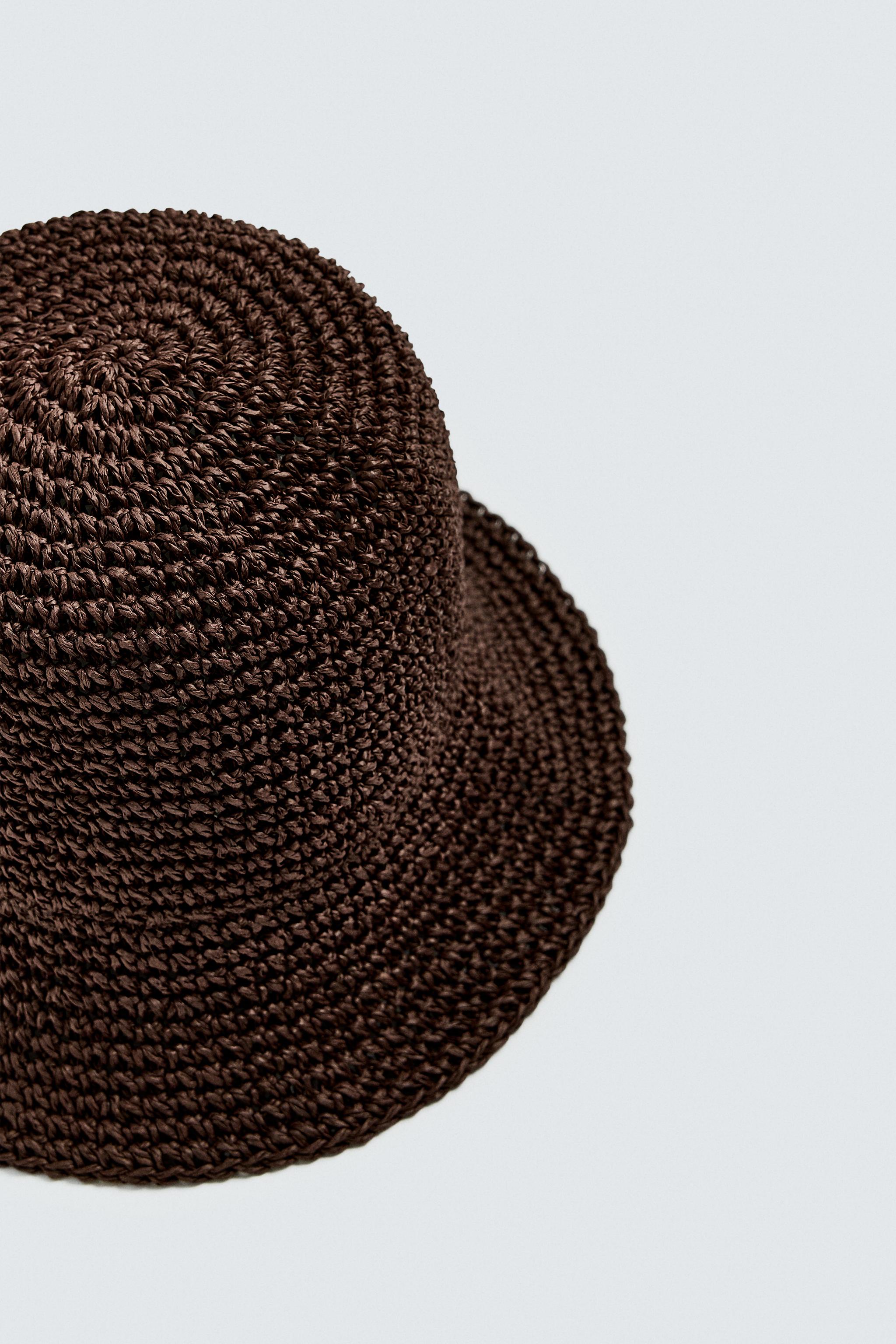 CROCHET BUCKET HAT