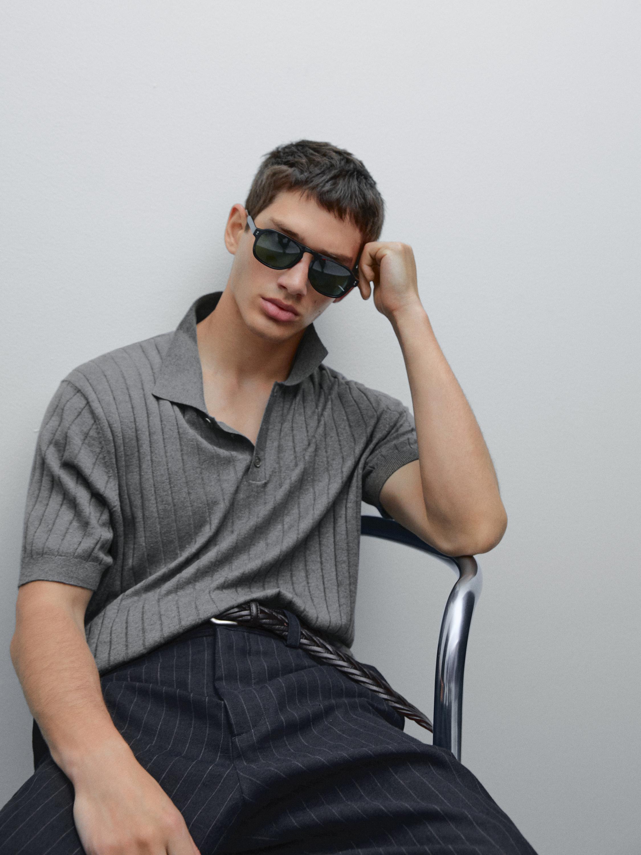 Ribbed knit polo shirt