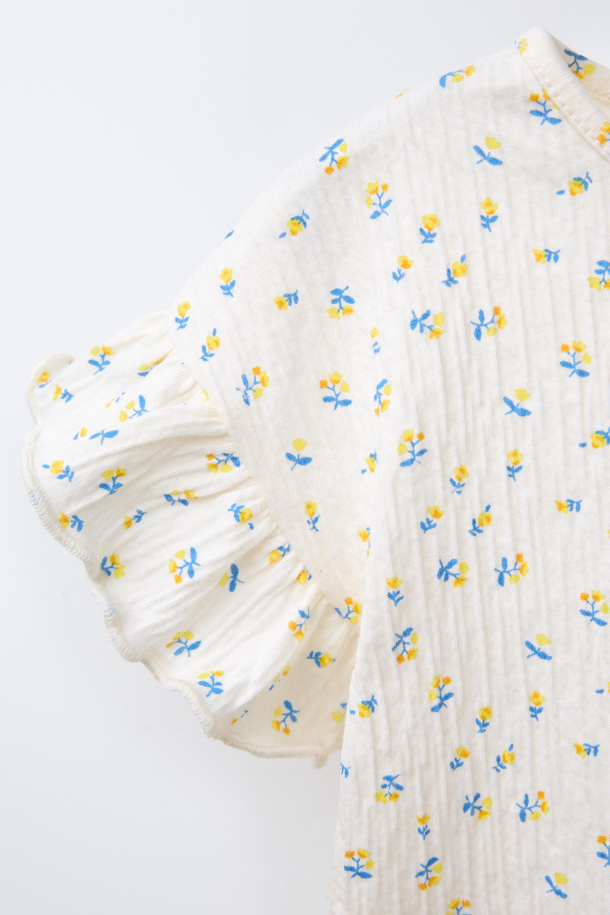 FLORAL PRINT T-SHIRT