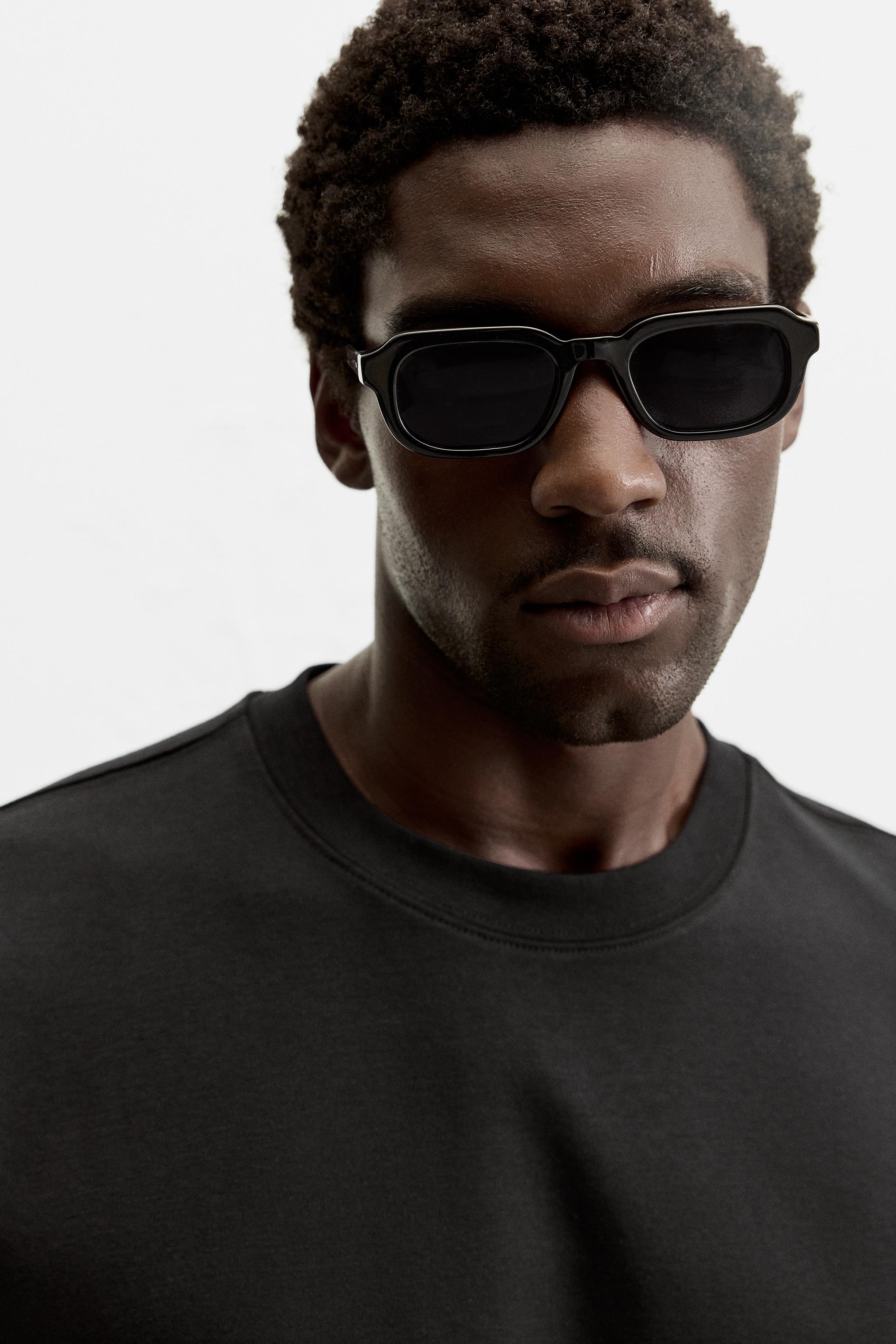 BASIC REGULAR FIT T-SHIRT