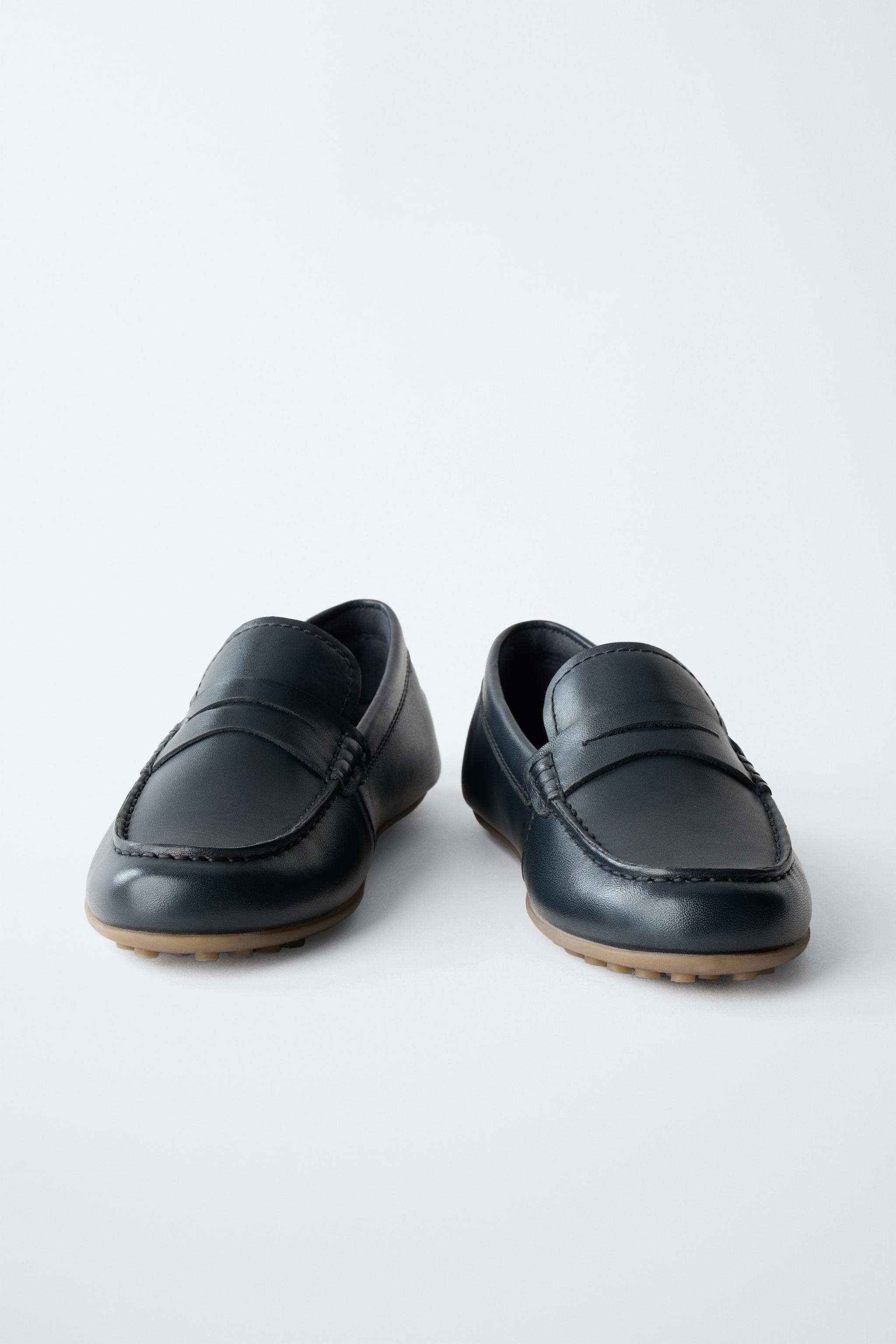 LEATHER LOAFERS