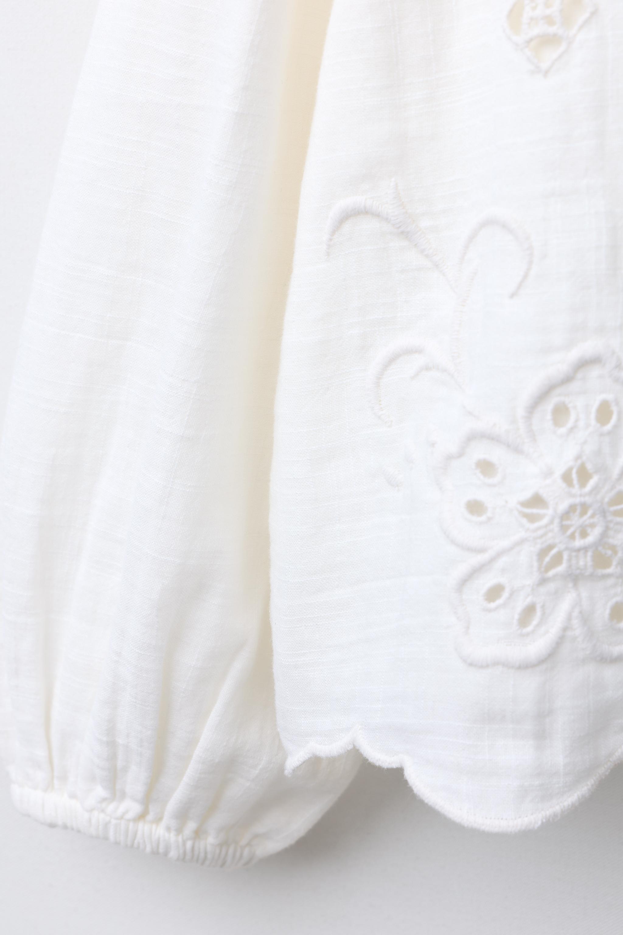 EMBROIDERED ROMANTIC SHIRT