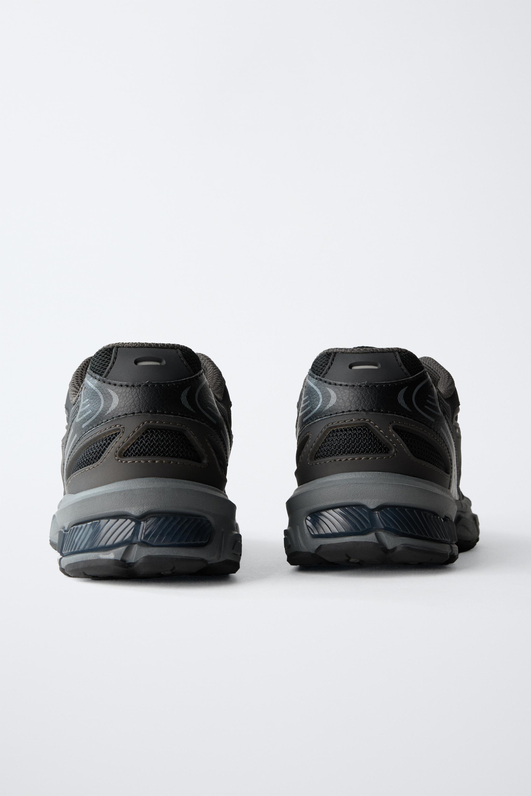 MULTI-PIECE SNEAKERS