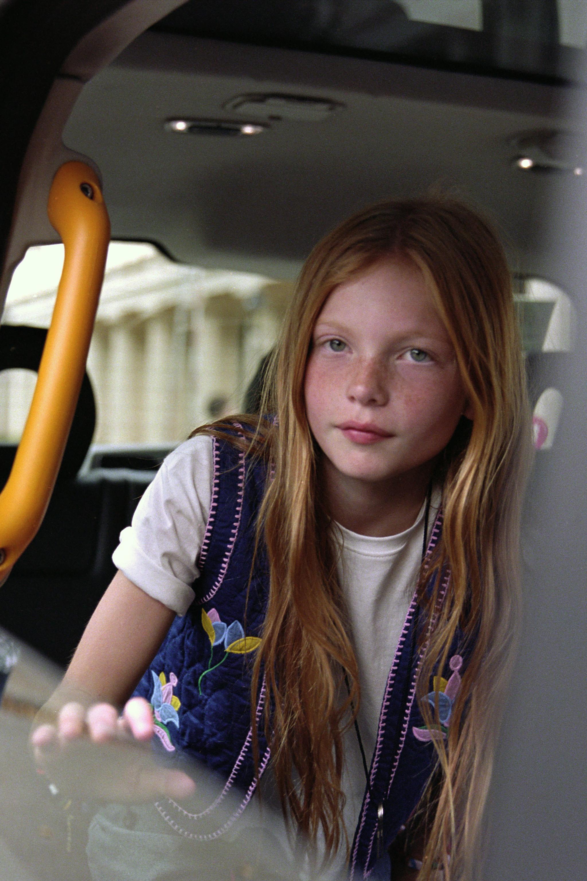 TULIP EMBROIDERY VEST