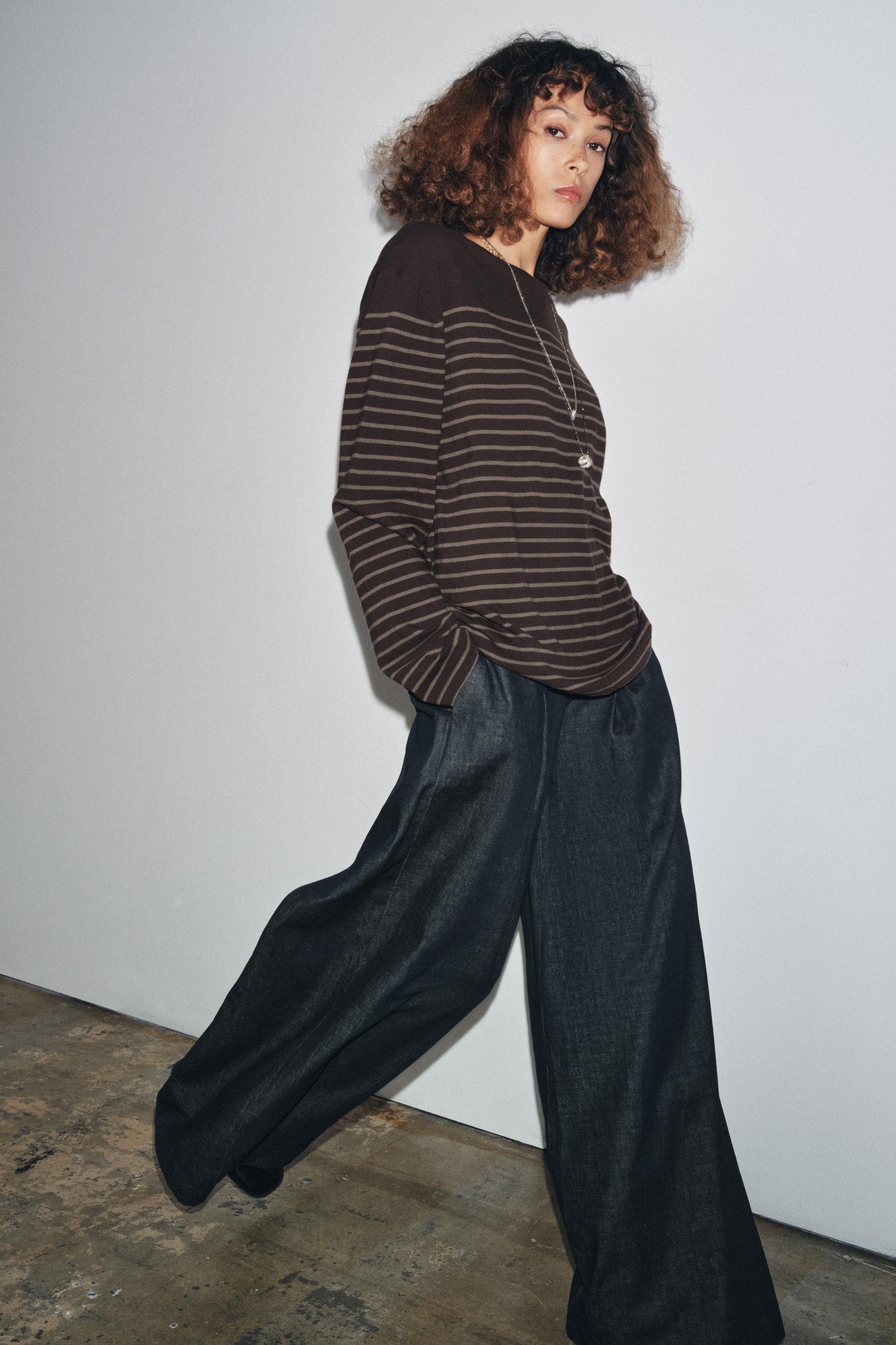 STRIPED LONG SLEEVE T-SHIRT