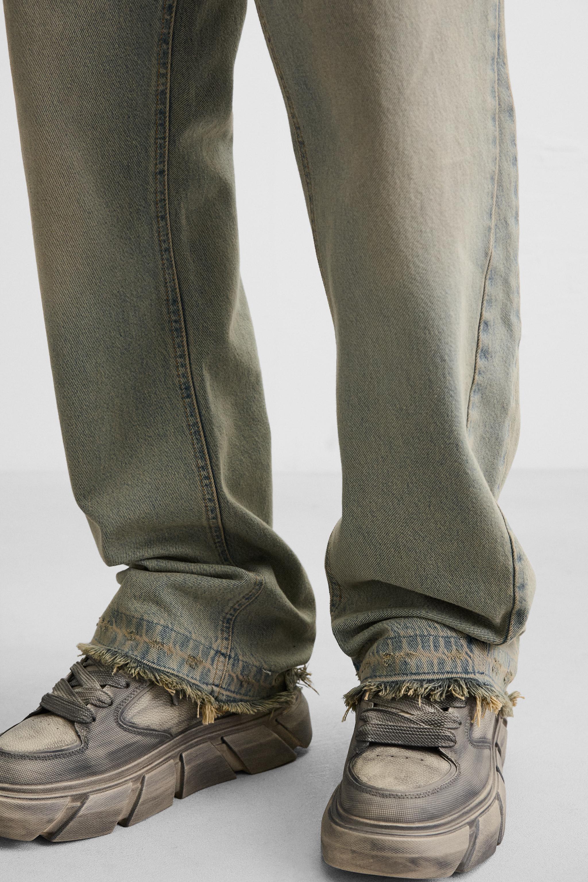 CHUNKY SOLE SNEAKERS