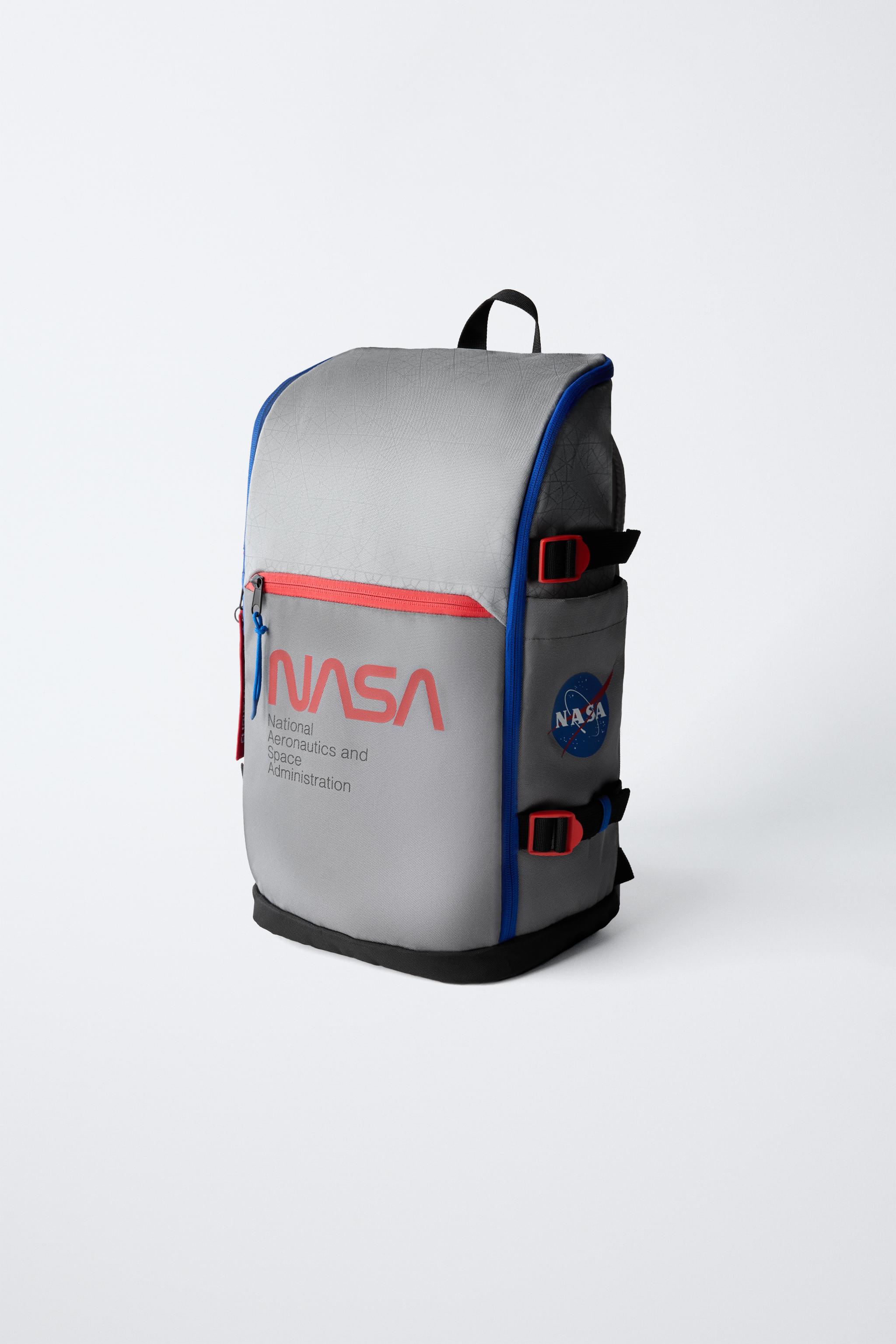 NASA © TRAVEL BACKPACK