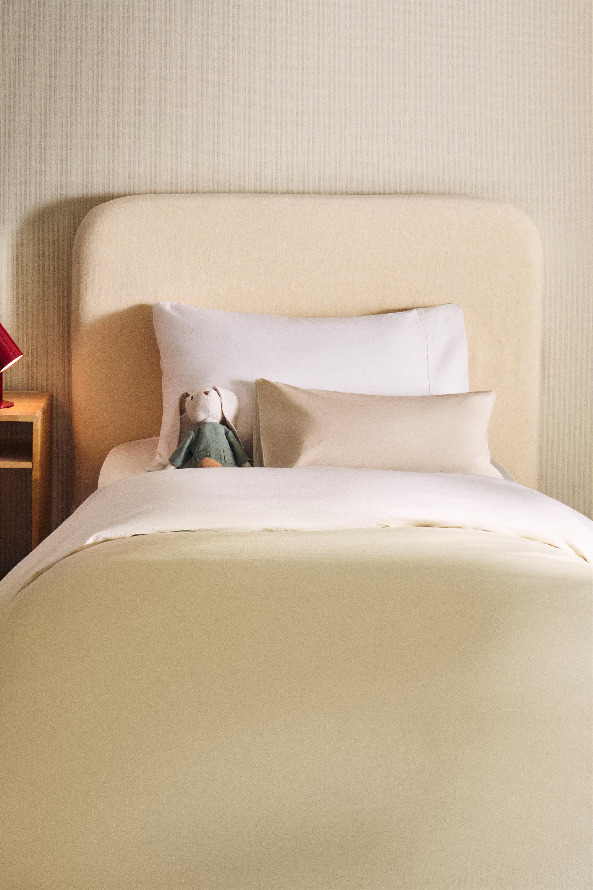 CHILDREN'S REVERSIBLE DUVET COVER