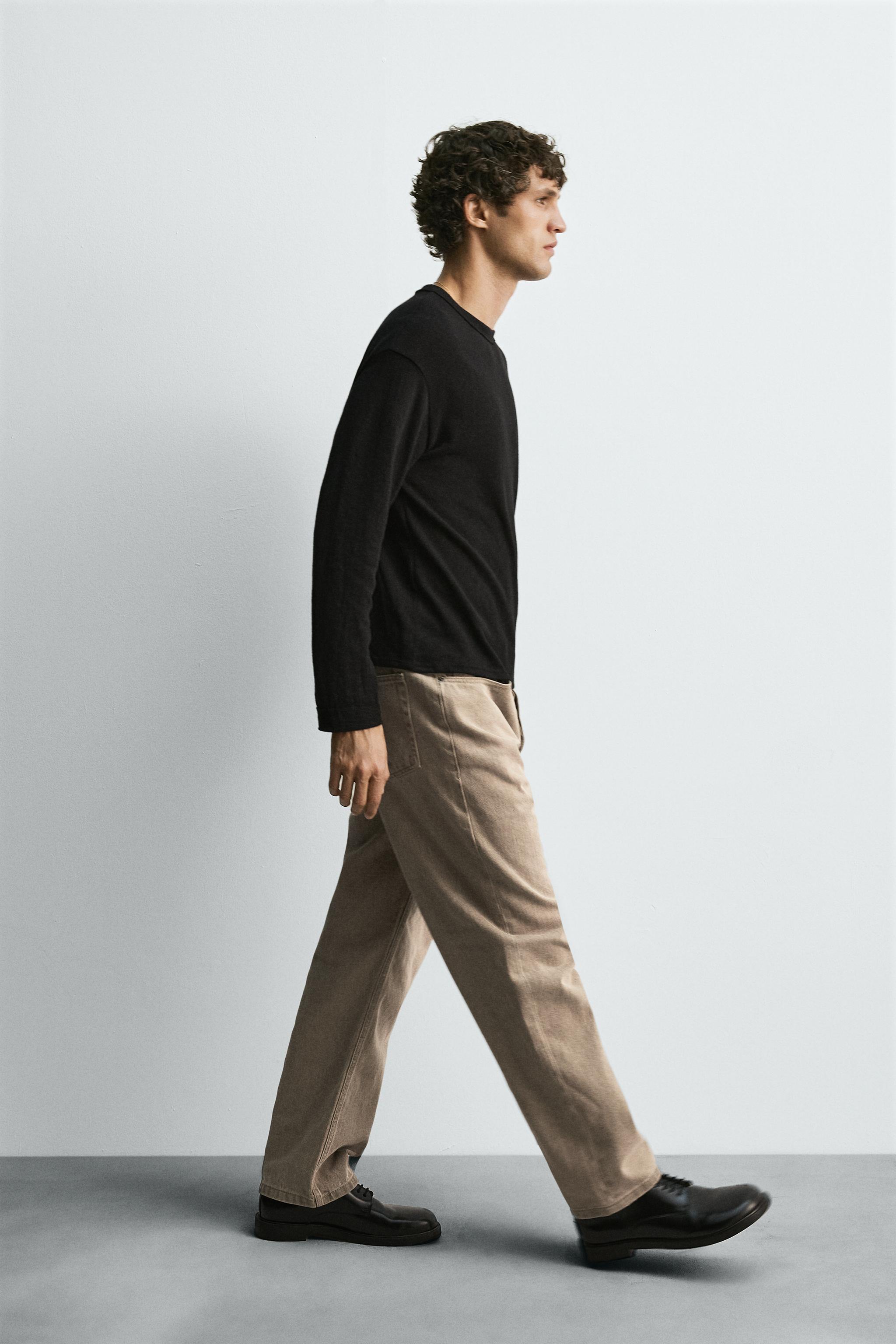 SLIM STRAIGHT FIT JEANS