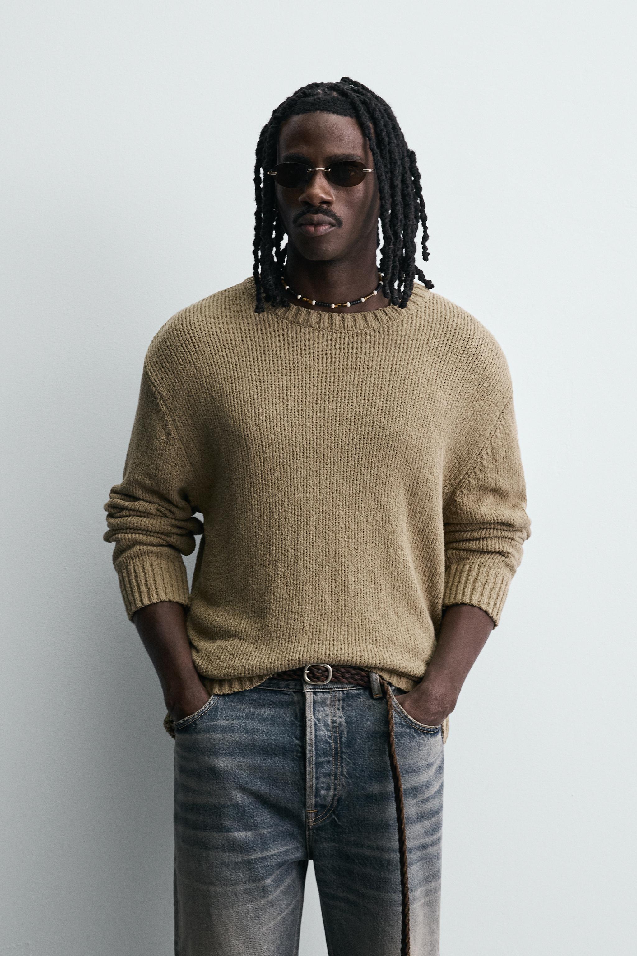 TEXTURED KNIT SWEATER