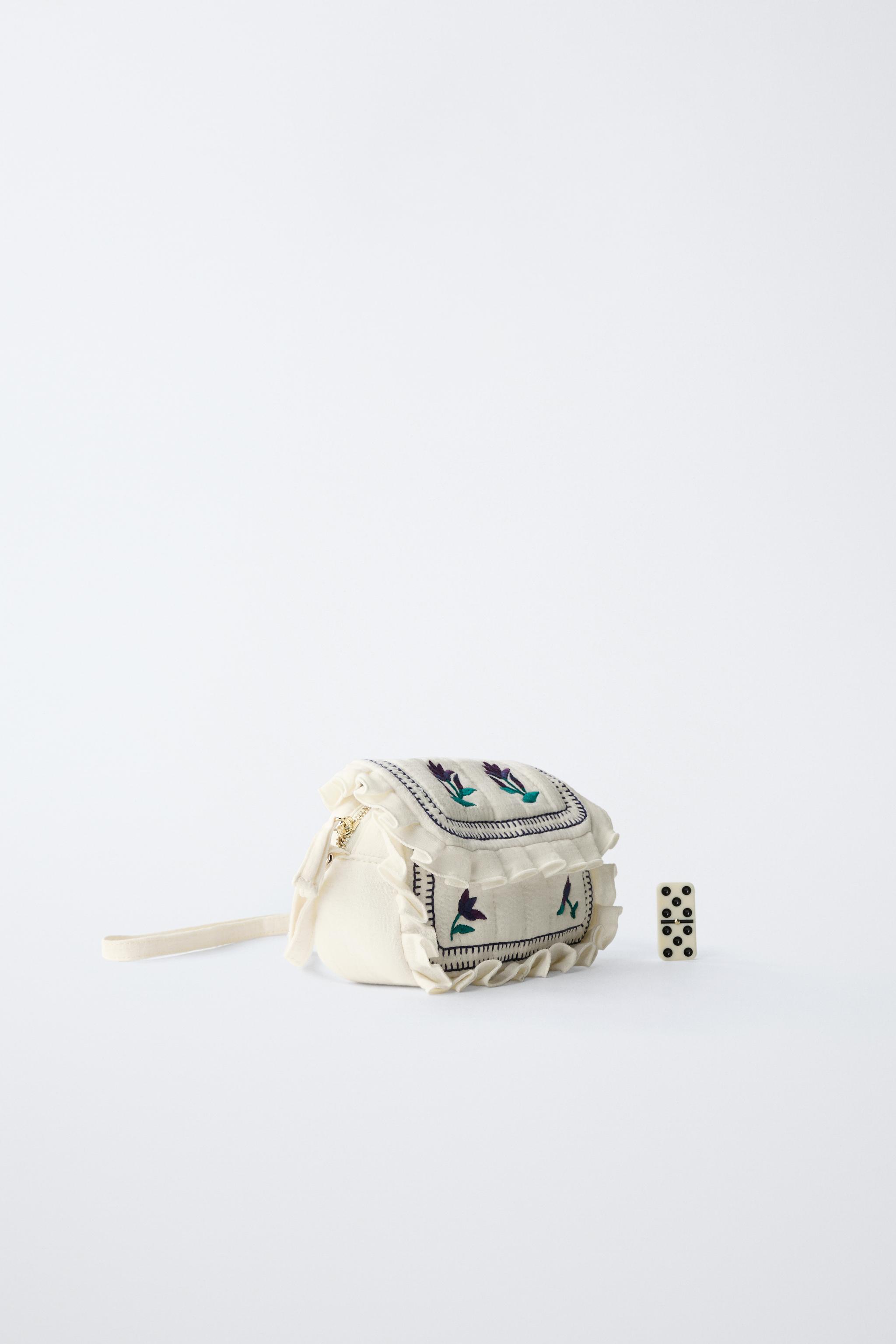 EMBROIDERED CROSSBODY BAG